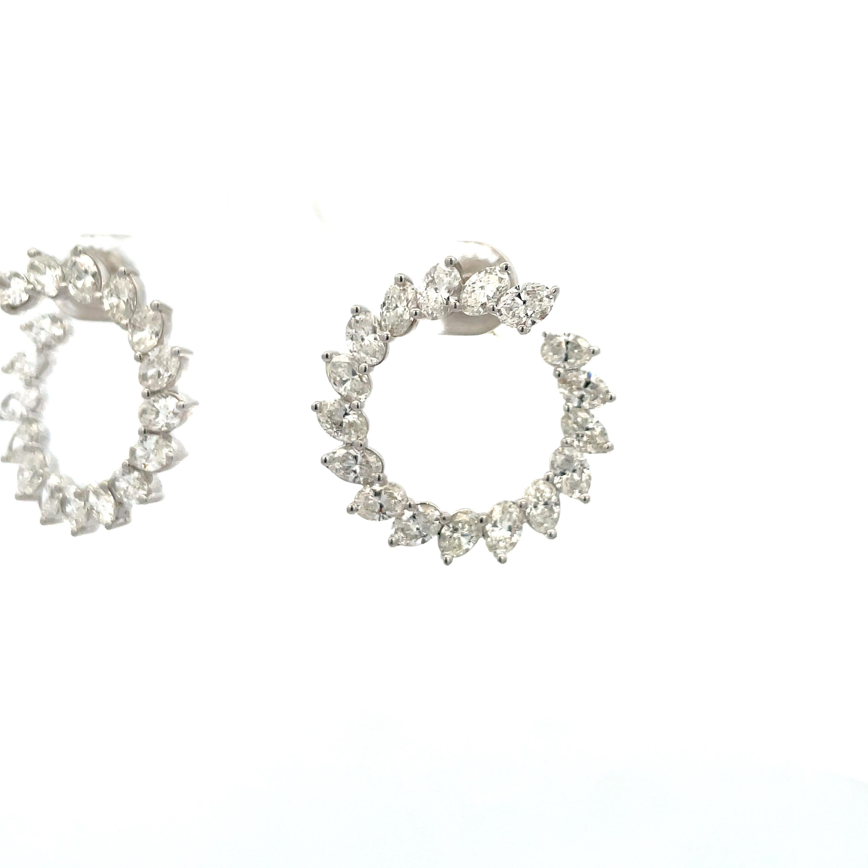 Cushion Cut Diamond Crescent Hoop Earrings 6.68 Carats 18 KT Average 0.20 CTS  For Sale 8