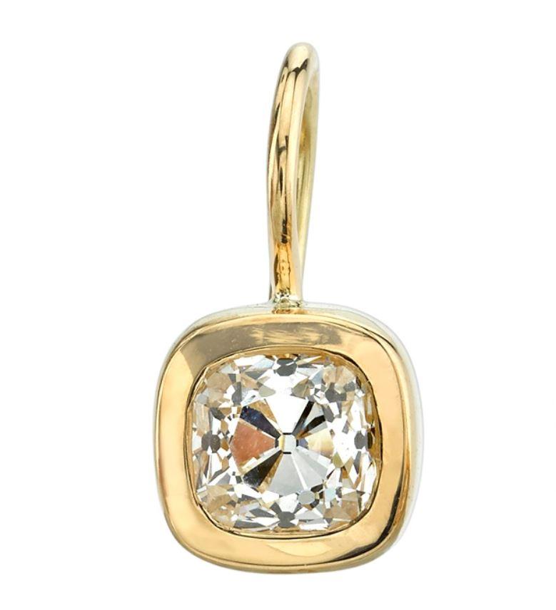 1.58ctw G/VS2 Cushion cut diamonds set in handcrafted 18k yellow gold drop mountings.  Sleek and classic, these will be your go-to everyday earrings. 

Our jewelry is made locally in Los Angeles and most pieces are made to order. For these
