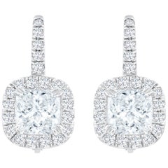 Boucles d'oreilles Halo en diamant taille coussin