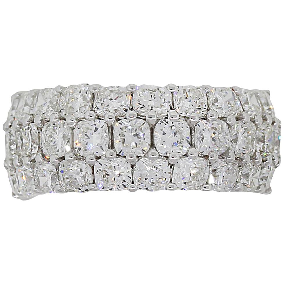 Cushion Cut Diamond Three-Row Wide Band