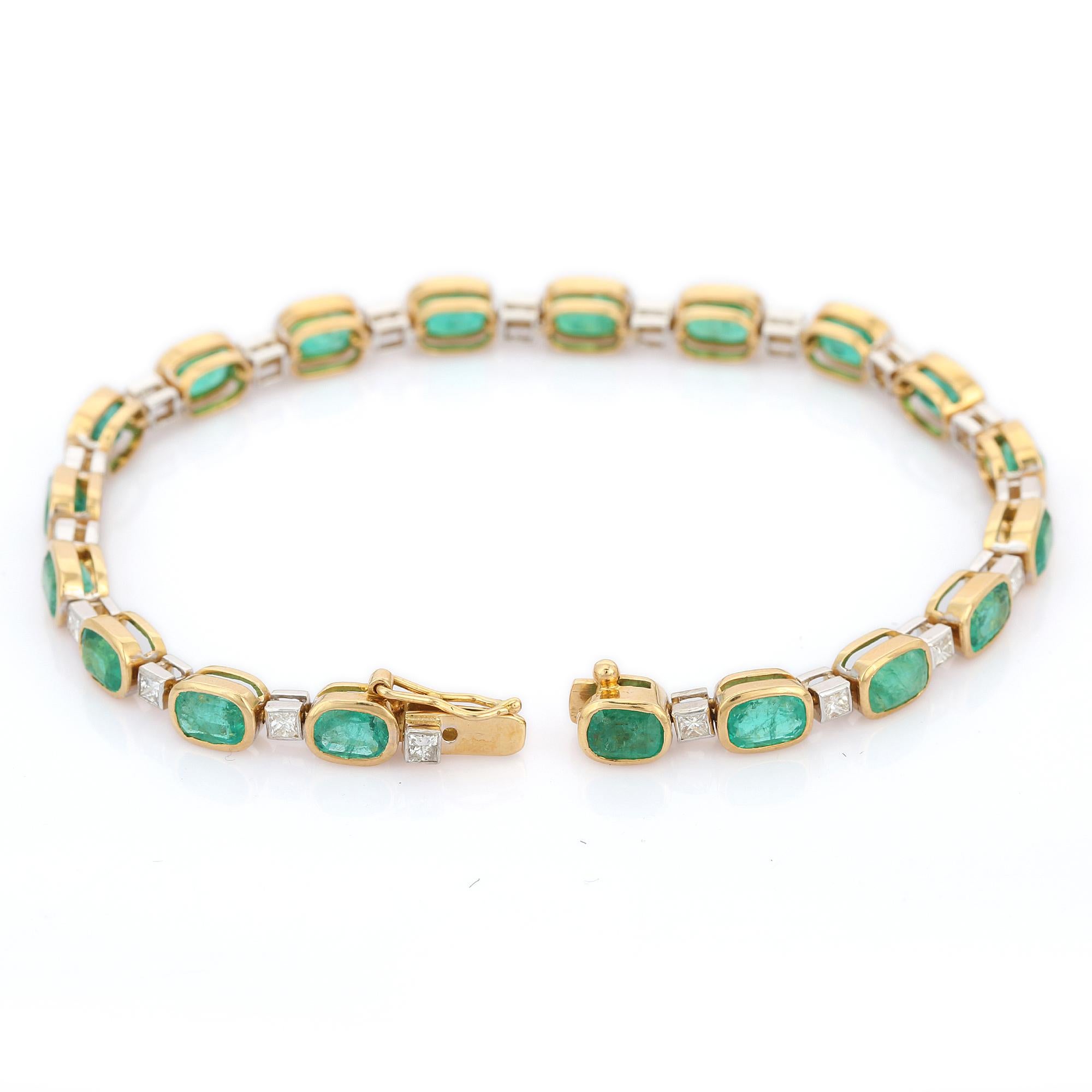 Art Deco Cushion Cut Emerald Diamond Designer Tennis Bracelet in 18K Yellow Gold For Sale