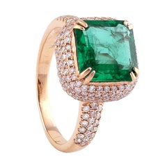 Cushion Cut Emerald & Diamond Pavé Statement Ring in 18KT Gold
