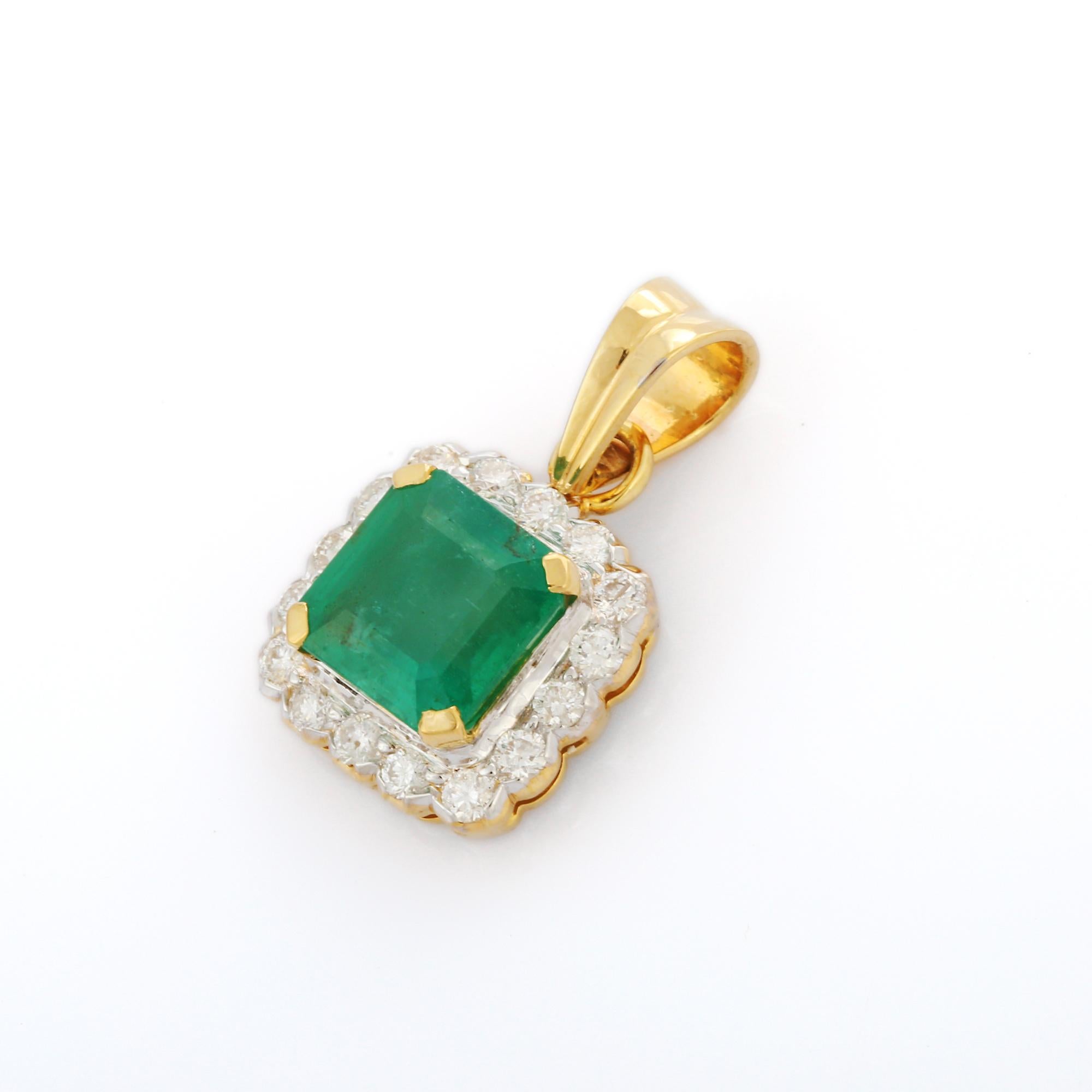 Women's Cushion Cut Emerald with Diamond Pendant in 14K Yellow Gold For Sale