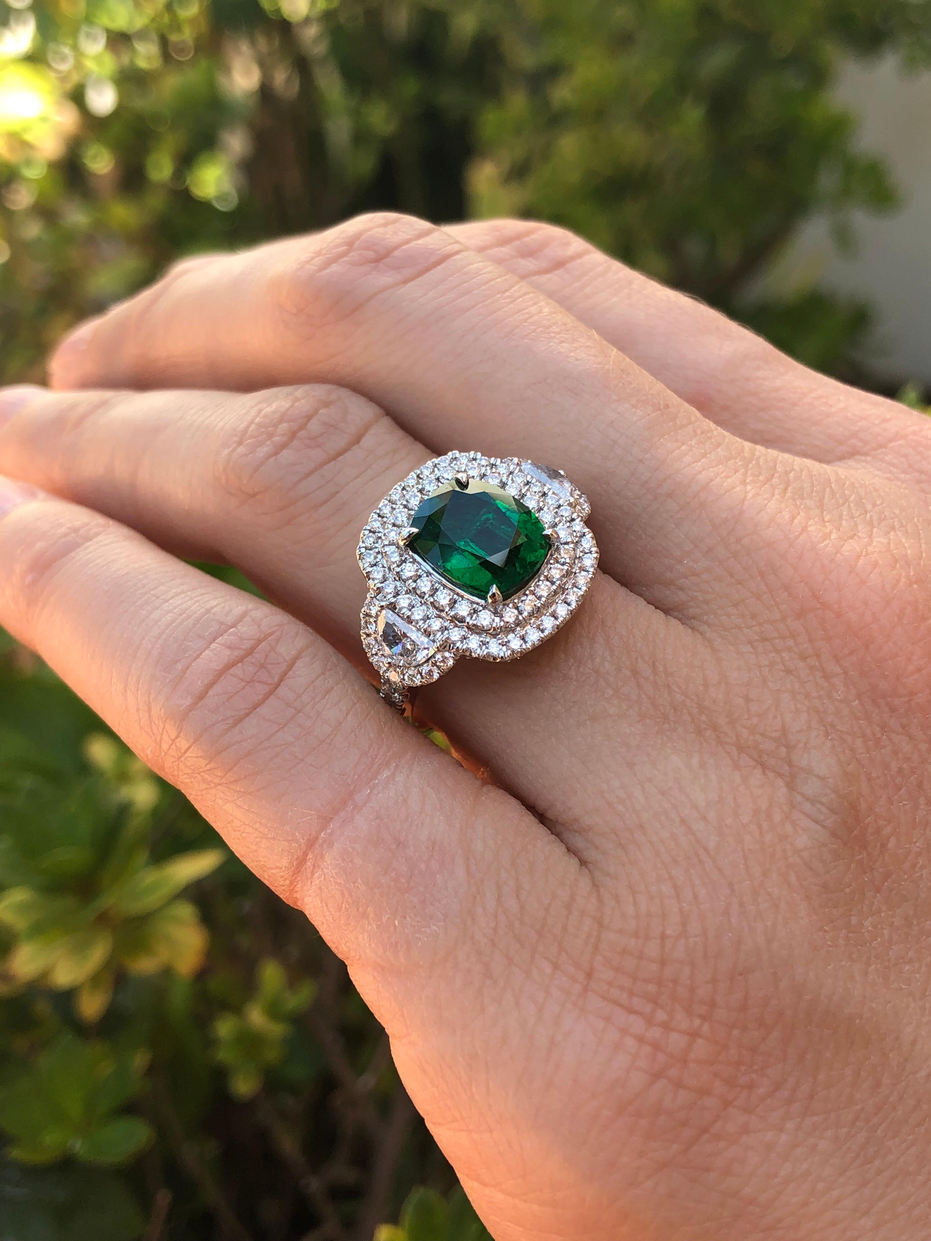 Emerald Ring 2.77 Carat Cushion Cut 1