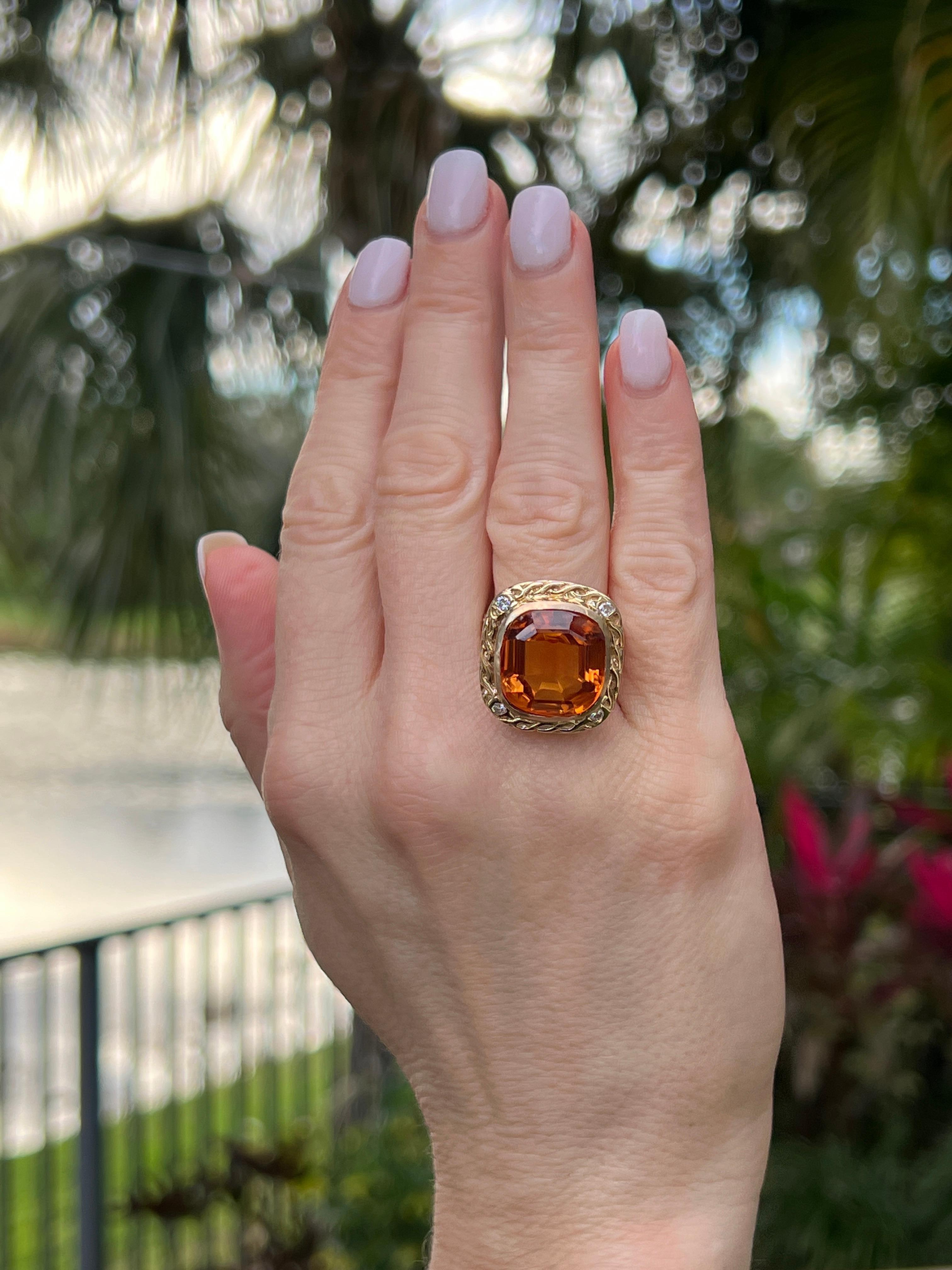 Cushion Cut Honey Citrine Diamond 14 Karat Yellow Gold Vintage Cocktail Ring In Excellent Condition For Sale In Boca Raton, FL