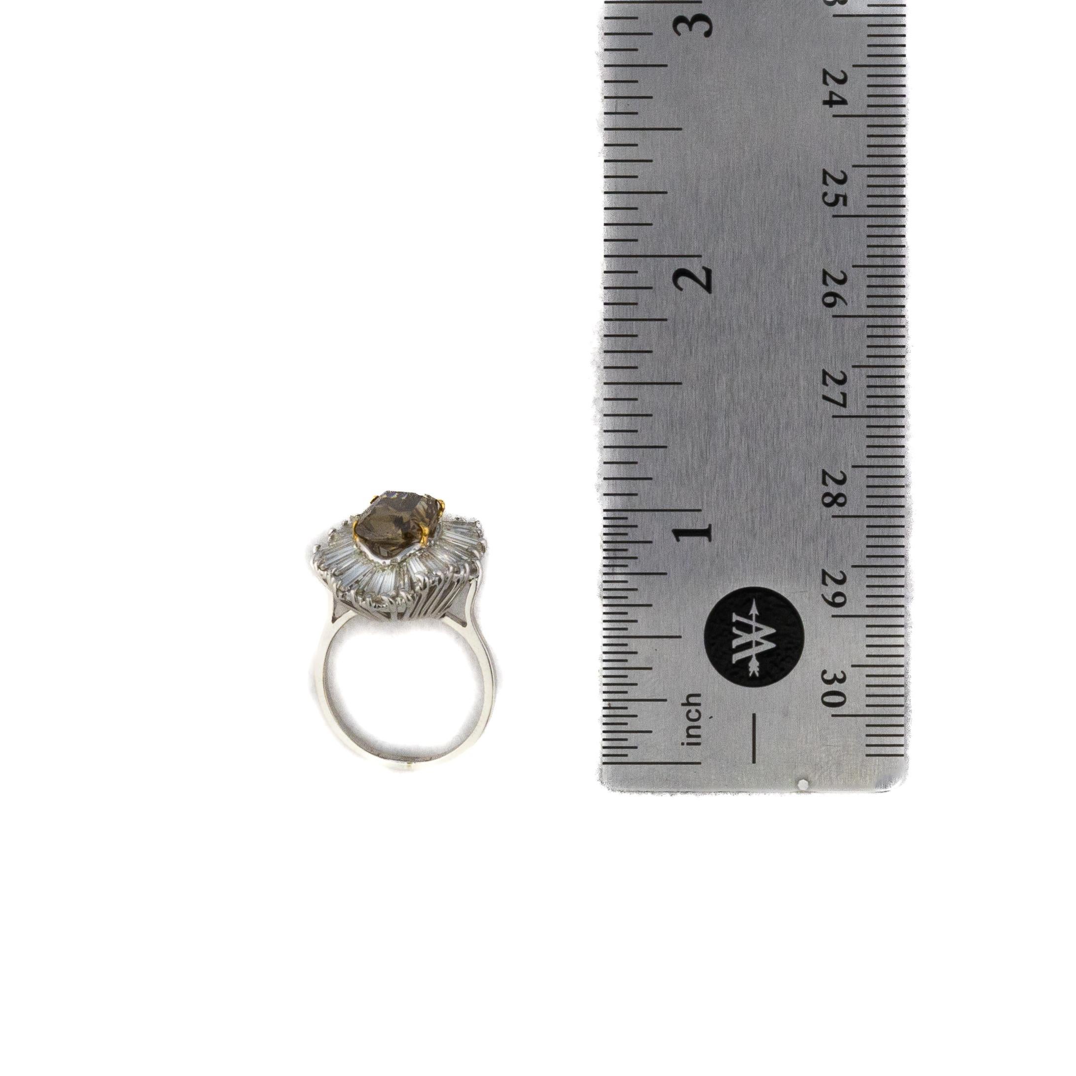 Rétro Cushion Cut Light Brown Diamond and Baguette Diamond Halo Ballerina Ring en vente