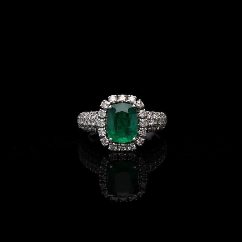 Women's Cushion cut Natural emerald diamond ring White gold prong set ring