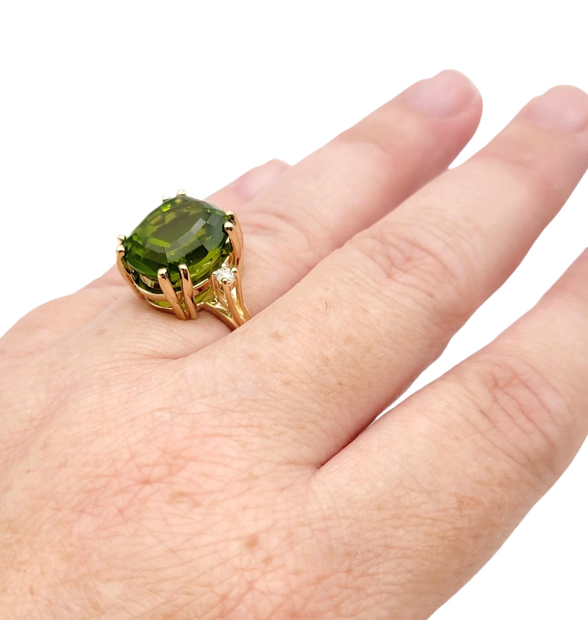 Cushion Cut Peridot and Diamond Cocktail Ring in Yellow Gold 11.83 Carats Total  For Sale 3