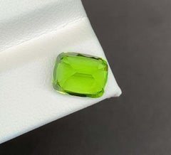 Cushion Cut Peridot Gemstone: Natural August Birthstone, Pakistan 4.43 carats