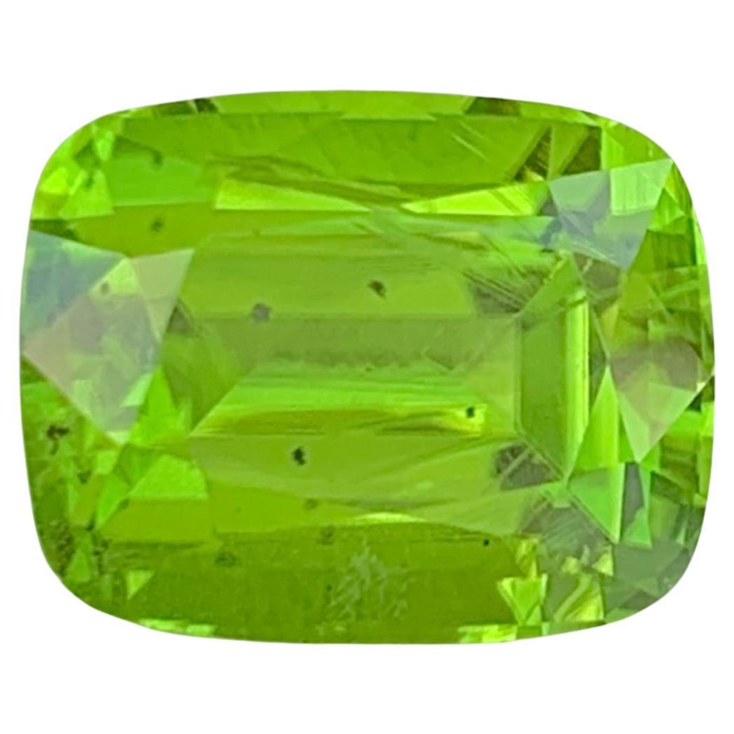 Cushion Cut Peridot Gemstone: Natural August Birthstone, Pakistan (5.28 carats) For Sale