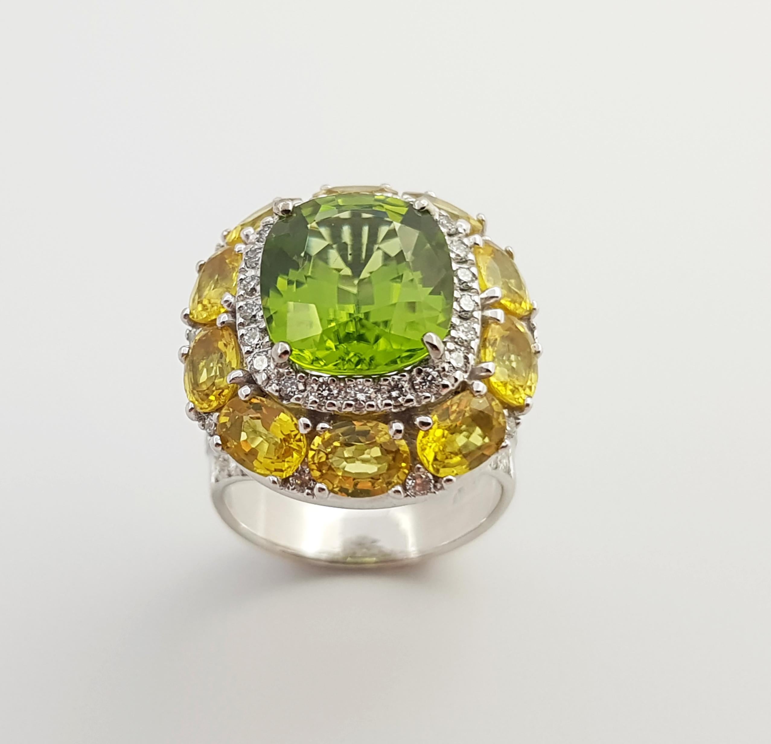 Cushion Cut Peridot, Yellow Sapphire with Diamond Ring in 18 Karat White Gold For Sale 3