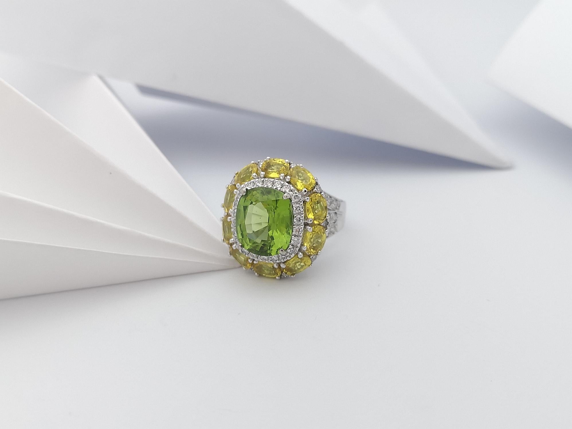 Cushion Cut Peridot, Yellow Sapphire with Diamond Ring in 18 Karat White Gold For Sale 4
