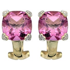 Pendientes de topacio místico rosa talla cojín con garras de corazón de diamante Oro amarillo de 14 quilates