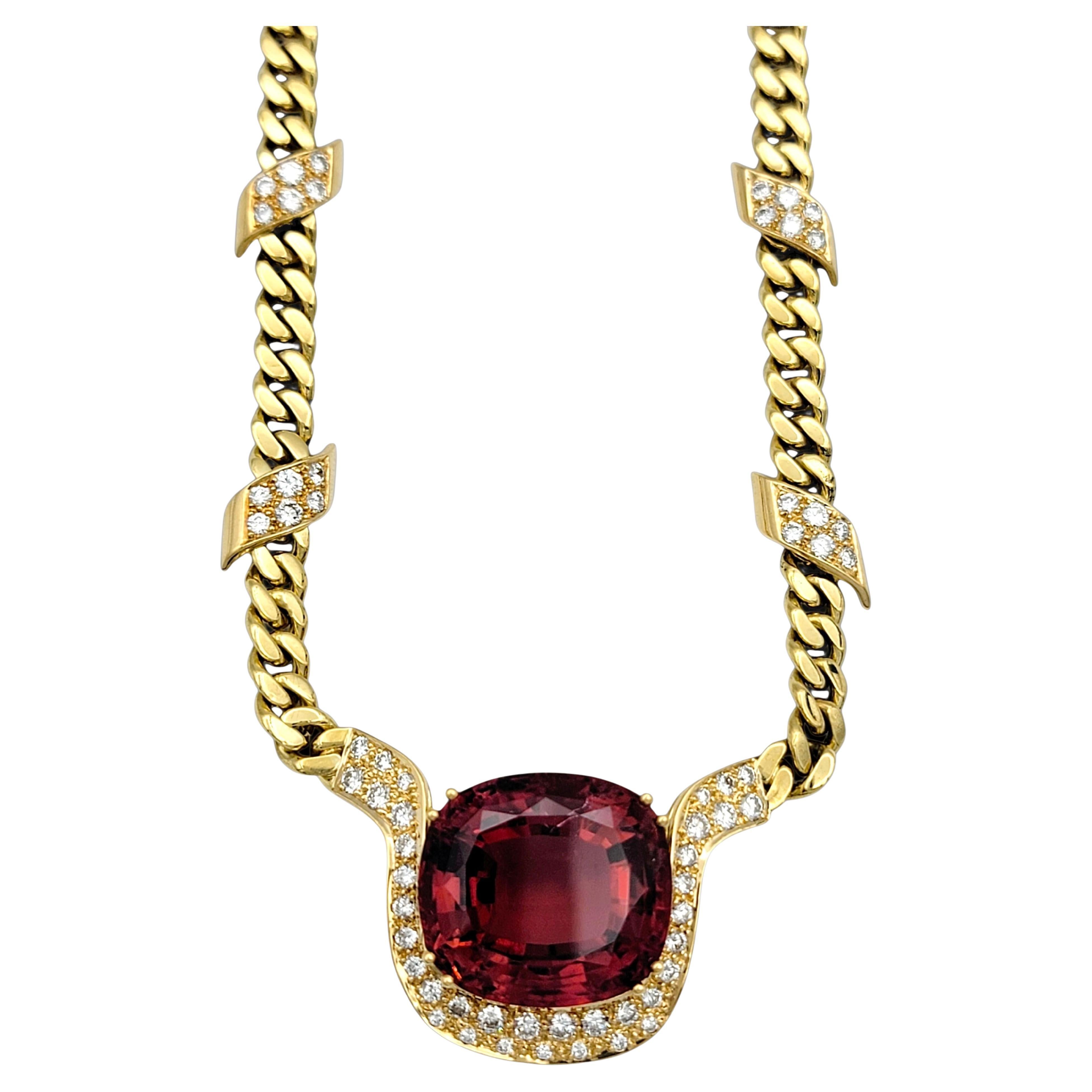 Cushion Cut Rubellite Tourmaline 
Diamond Curb Chain Necklace 18K Yellow Gold im Angebot