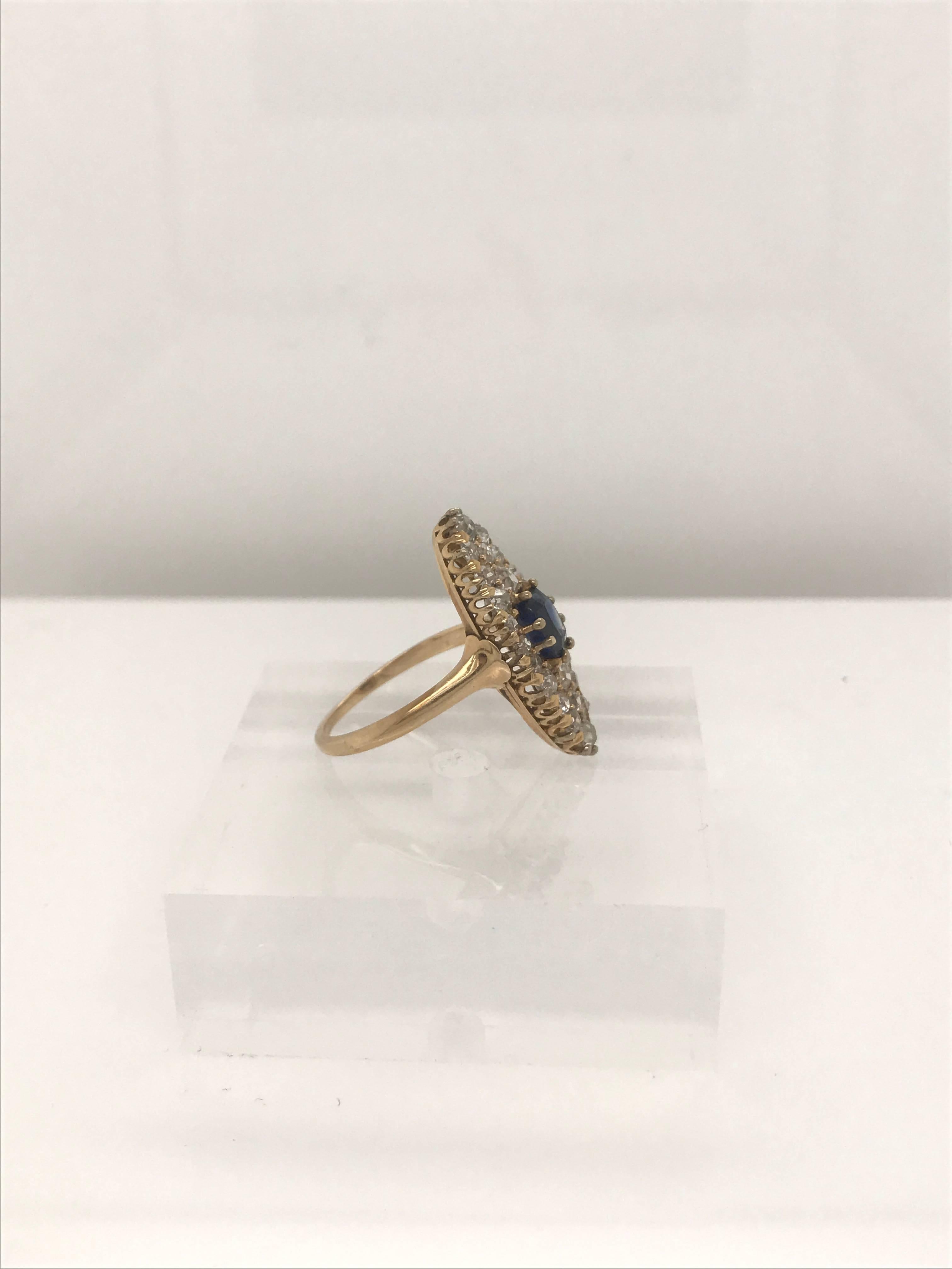Cushion Cut Sapphire and Old Mine Cut Diamond Ring, 14 Karat Yellow Gold In Excellent Condition For Sale In New Orleans, LA