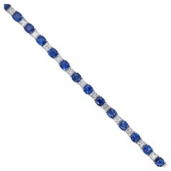 Cushion Cut Sapphire 
Princess Cut Diamond Bracelet in 18k White Gold
