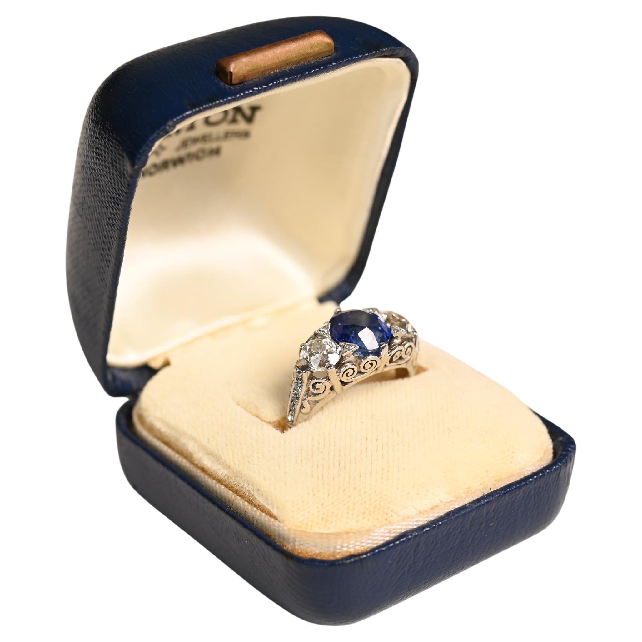 Cushion Cut Sapphire Vintage Ring (GIA Approx. 3.00-Carats), Platinum