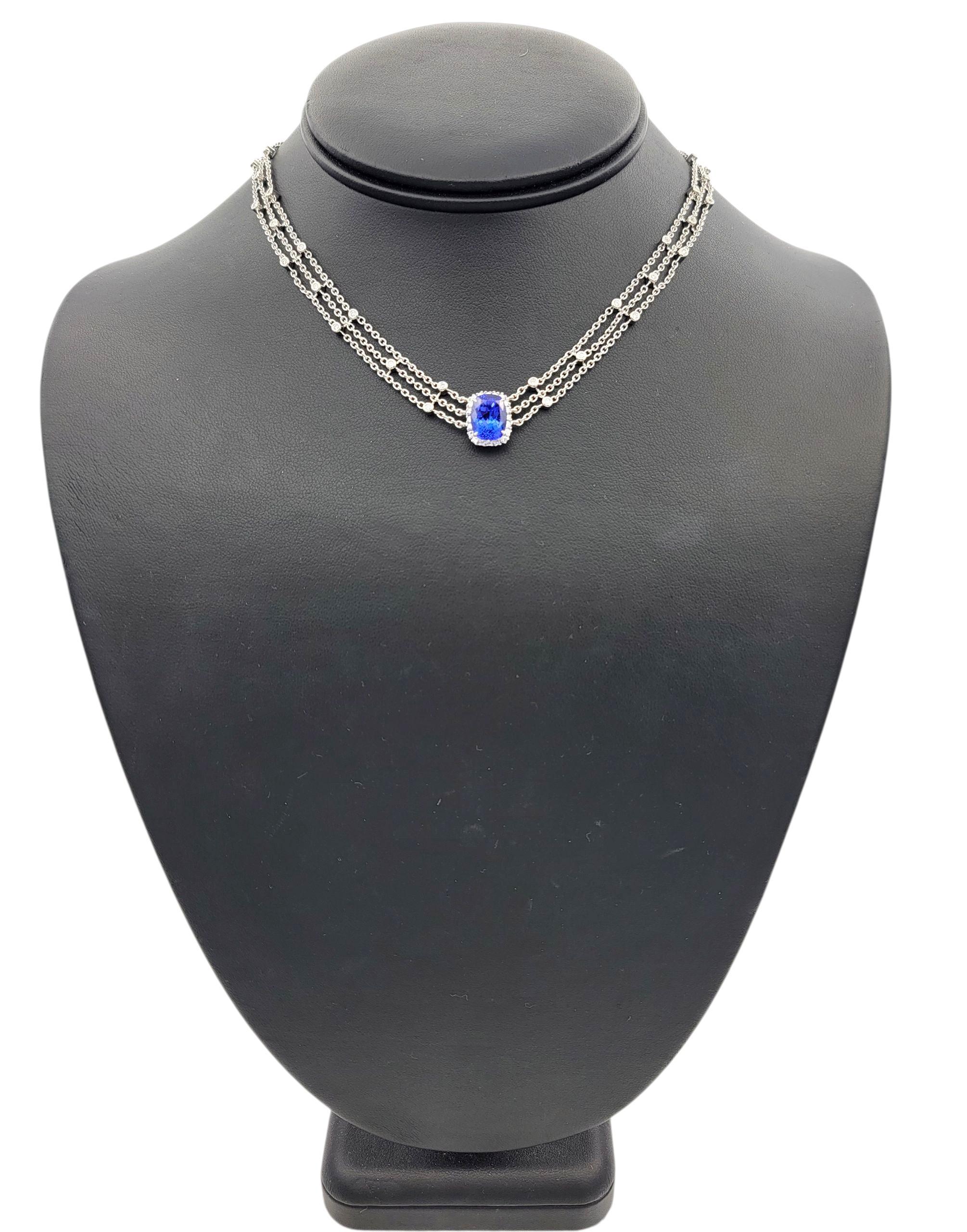 Collier multi-brins en or blanc 18 carats avec halo de tanzanites et de diamants taillés en coussins en vente 5