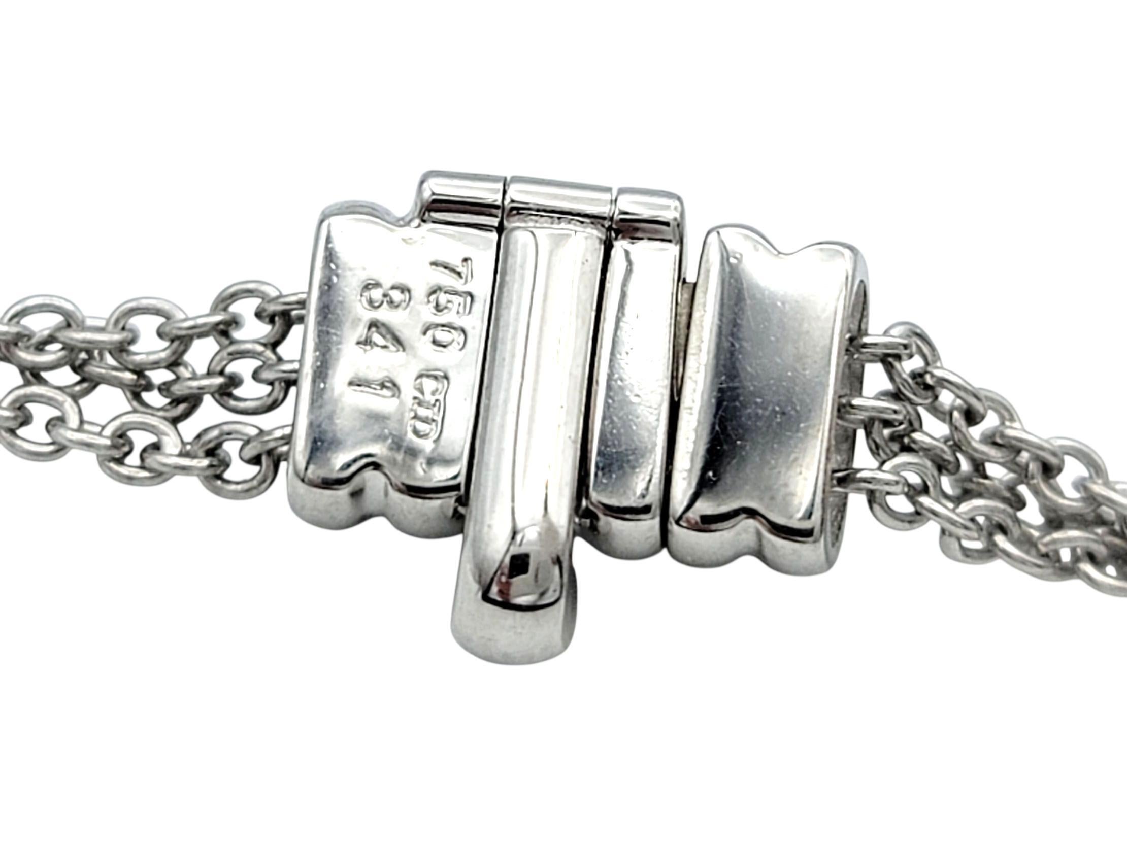 Collier multi-brins en or blanc 18 carats avec halo de tanzanites et de diamants taillés en coussins en vente 3