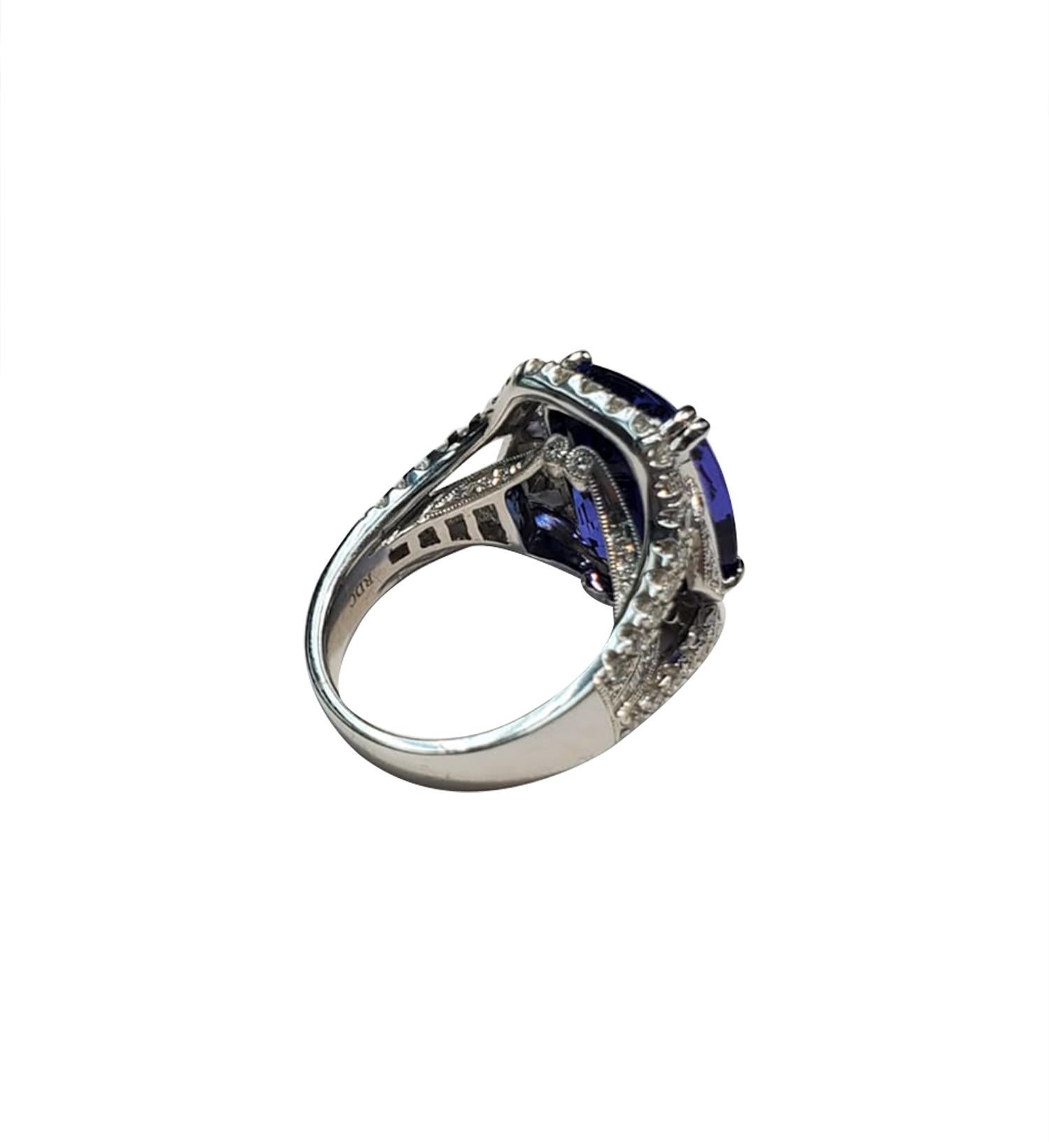 Cushion Cut Tanzanite and Diamond 3-Stone Ring In Excellent Condition For Sale In Great Neck, NY