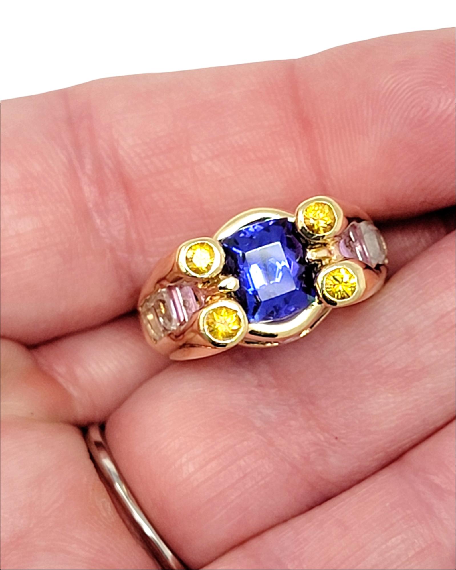 Cushion Cut Tanzanite, Tsavorite, Spinel and Sapphire Ring in 18 Karat Gold For Sale 4