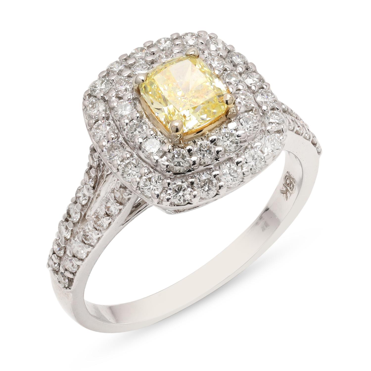 Women's Cushion Cut Yellow Diamond Engagement Ring & Halo Diamond Setting in 18k Gold For Sale