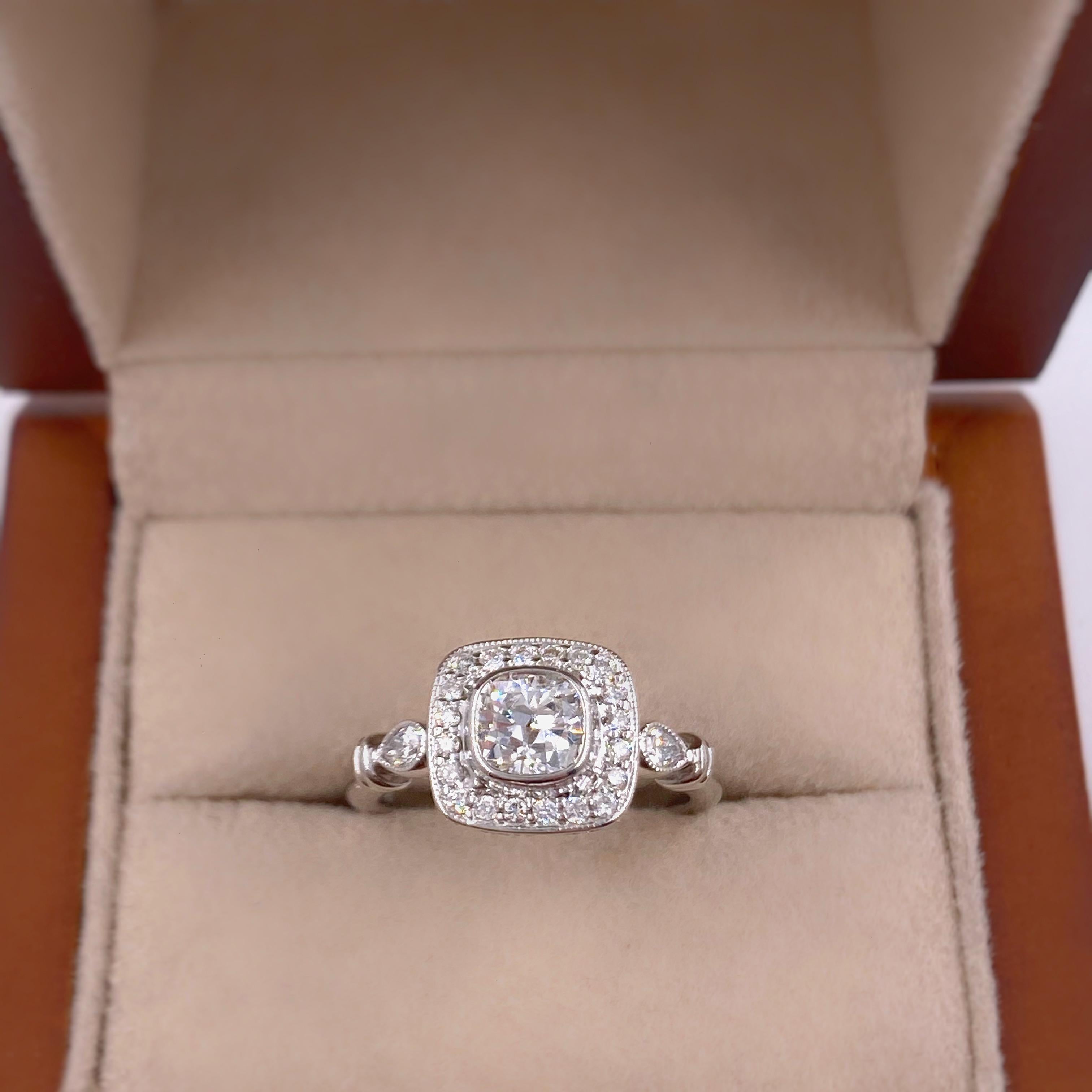 Verlobungsring mit Diamant im Kissenschliff 1,20 Karat 18 Karat Weißgold im Zustand „Hervorragend“ im Angebot in San Diego, CA