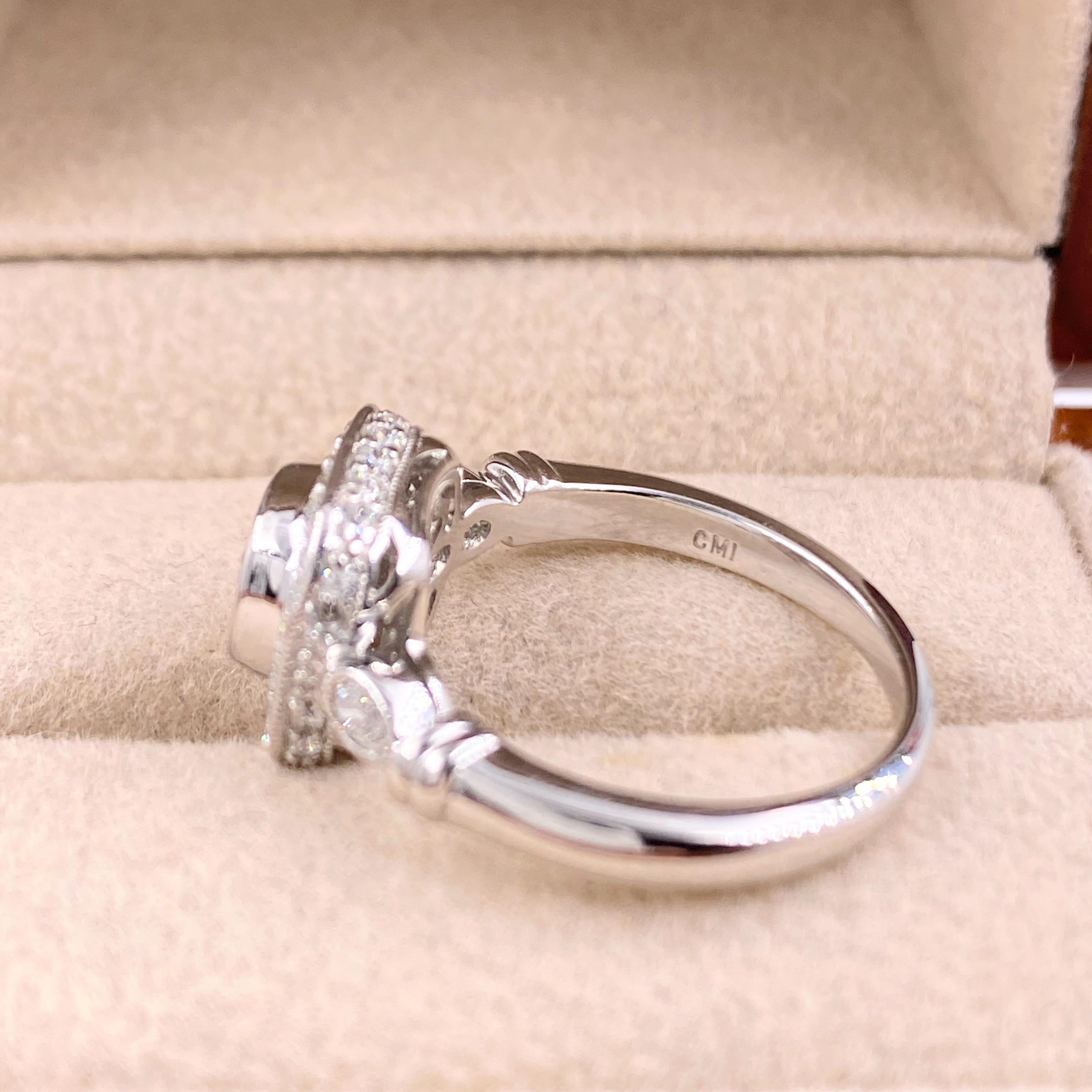 Women's or Men's Cushion Diamond Engagement Ring 1.20 Carat 18 Karat White Gold For Sale
