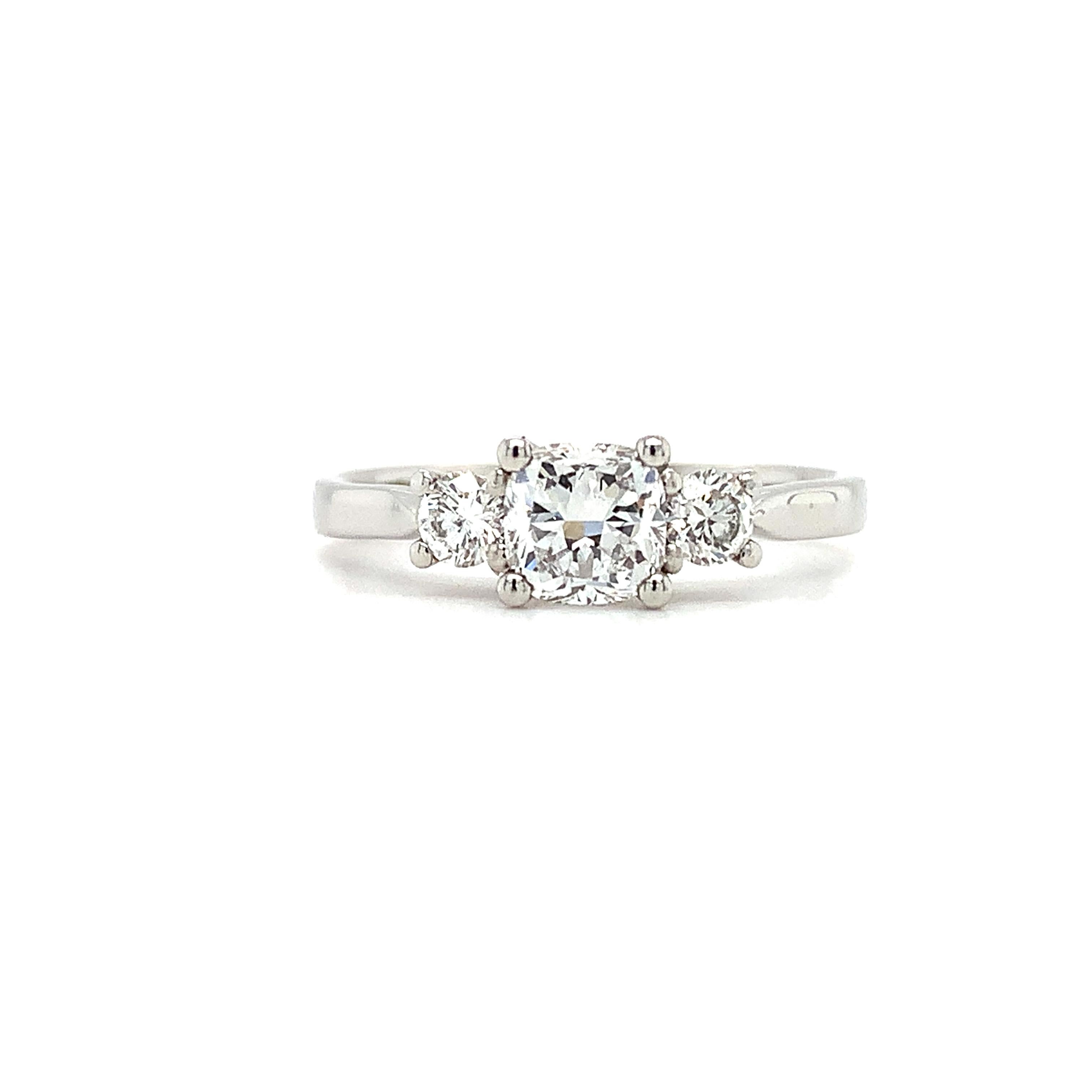 diamond trilogy ring