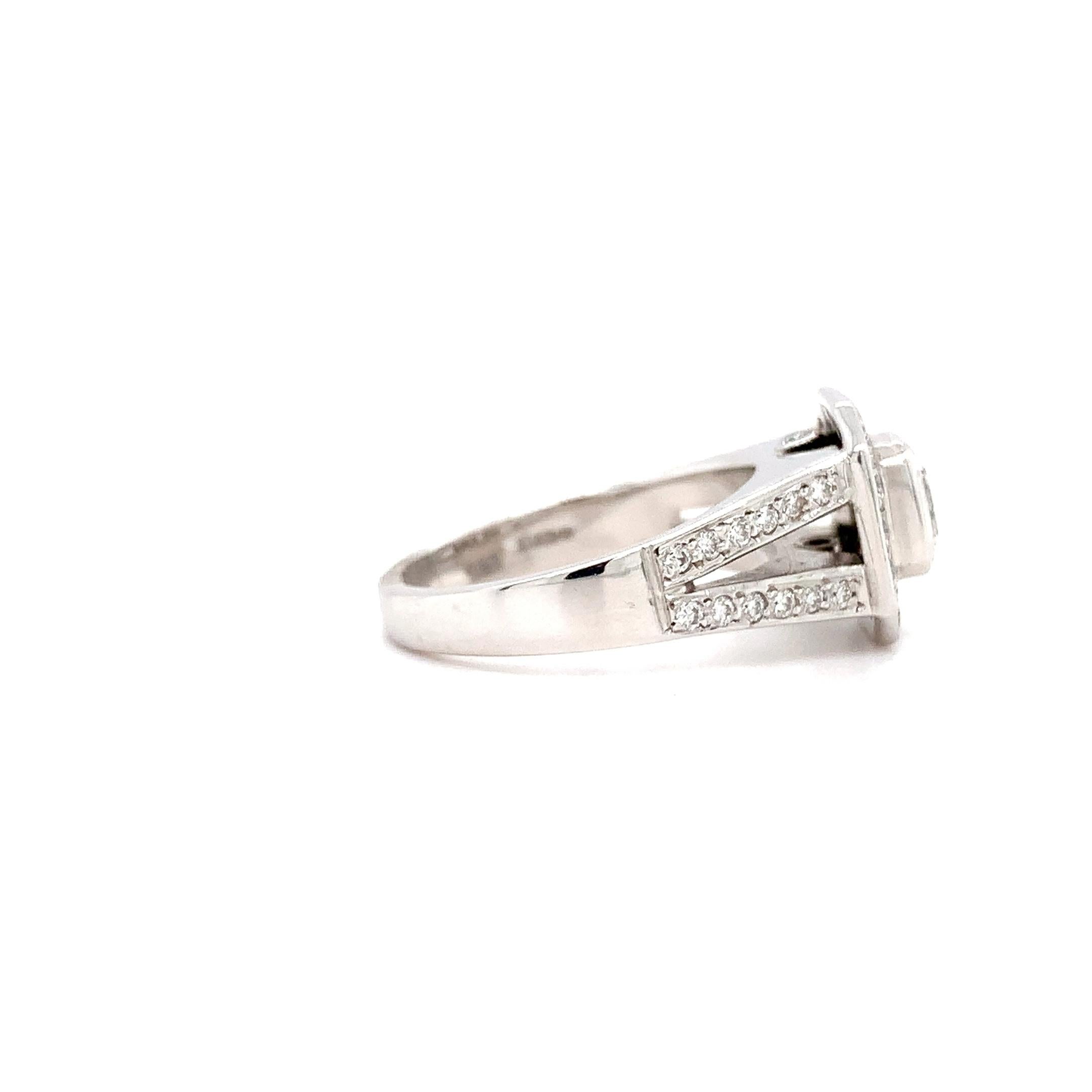 Cushion Cut Cushion diamond halo engagement ring 18k white gold For Sale