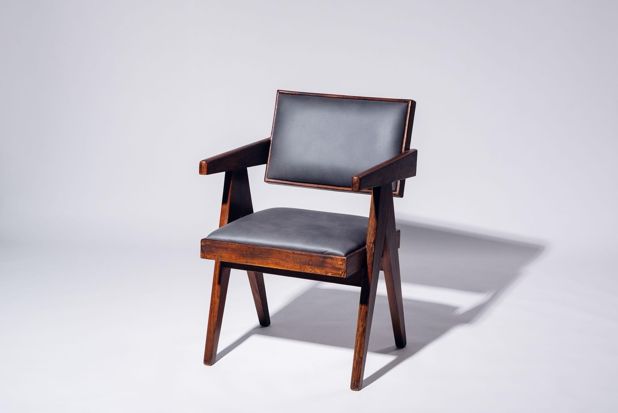 An authentic mid-century piece from Pierre Jeanneret’s legendary Chandigarh commission. Teak frame with fabric upholstered seat & back.

Letter : CCA/CH/45 (Chandigarh College of Architecture/Chair N° 45)