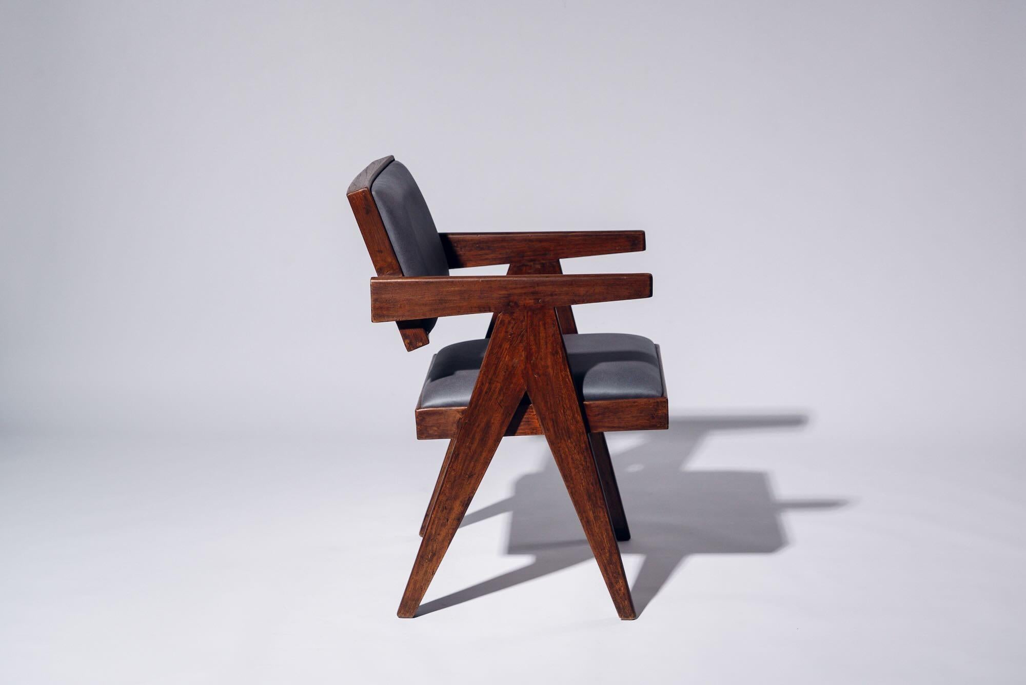 20th Century Cushion Floating Back Chair by Pierre Jeanneret for Chandigarh, Circa 1955-56 For Sale