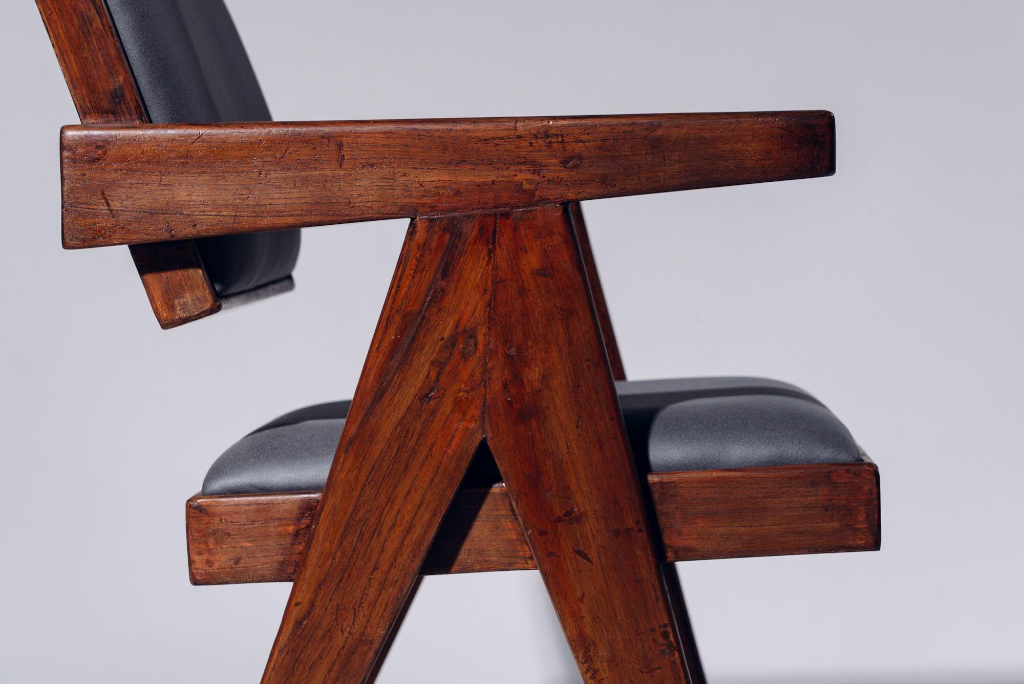 Materiale sintetico Cushion Floating Back Chair by Pierre Jeanneret for Chandigarh, Circa 1955-56 in vendita