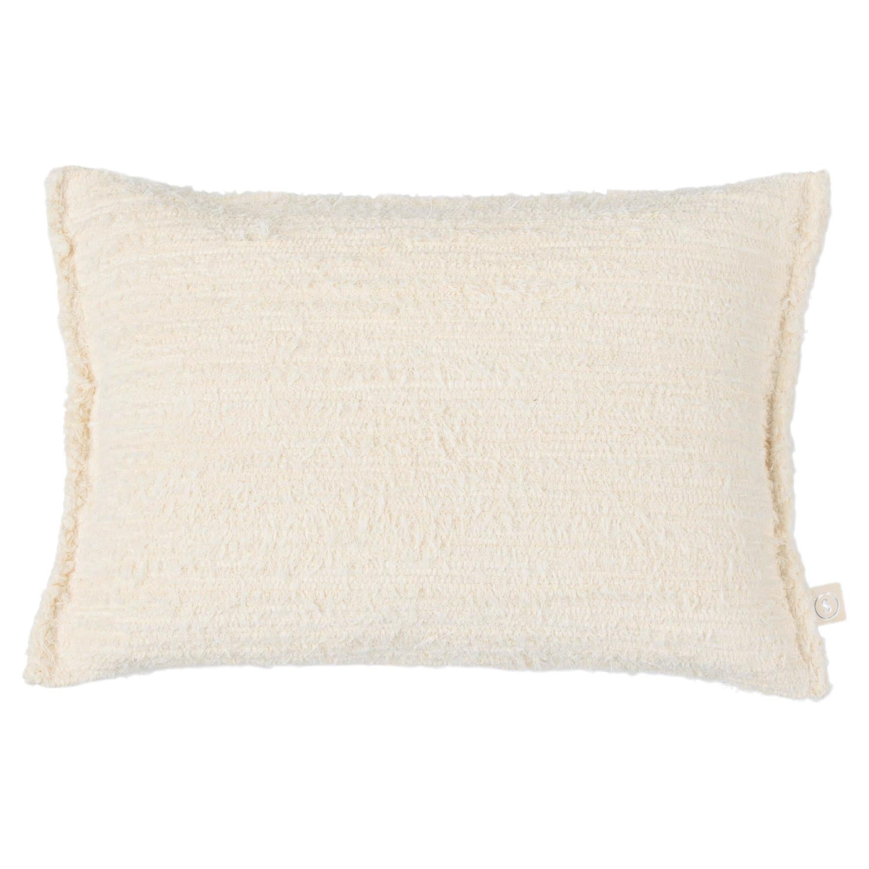 Cuscino portoghese in cotone ecru intrecciato a mano Lago SAUDADE DESIGN