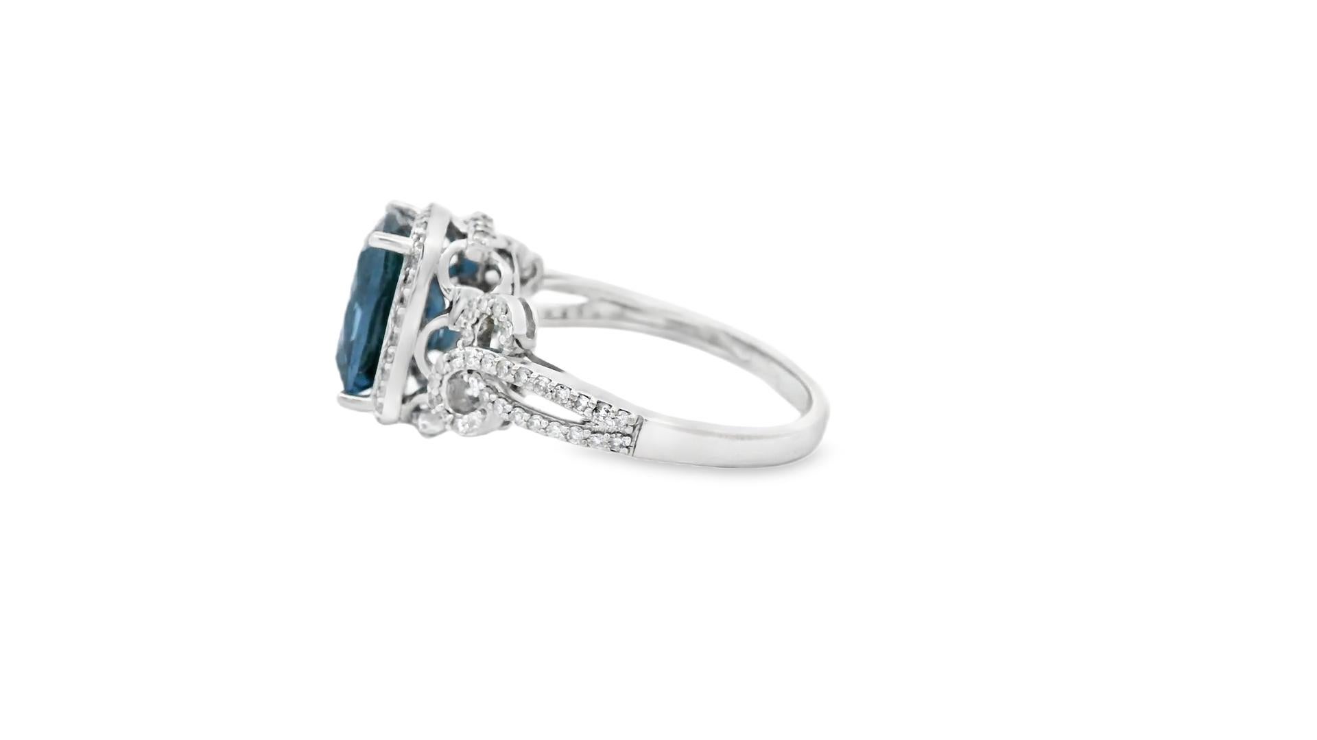 Cushion Cut Cushion London Blue Topaz and Diamond Ring 3.65ct in 14K White Gold Size 7 For Sale
