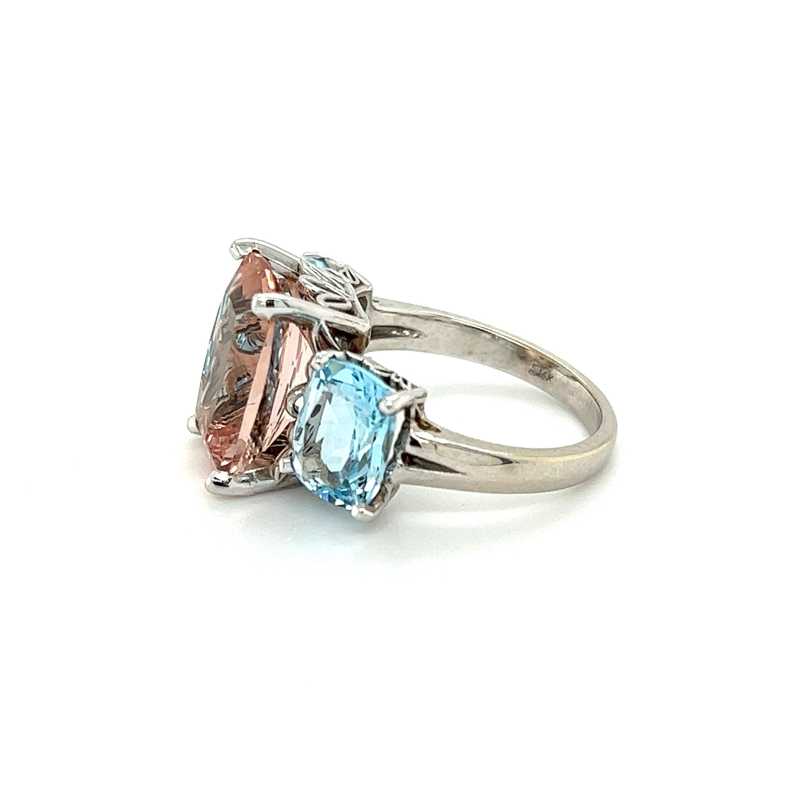 Cushion Cut Cushion Morganite and Cushion Aquamarine 3 Stone Vintage Gold Band Ring  For Sale