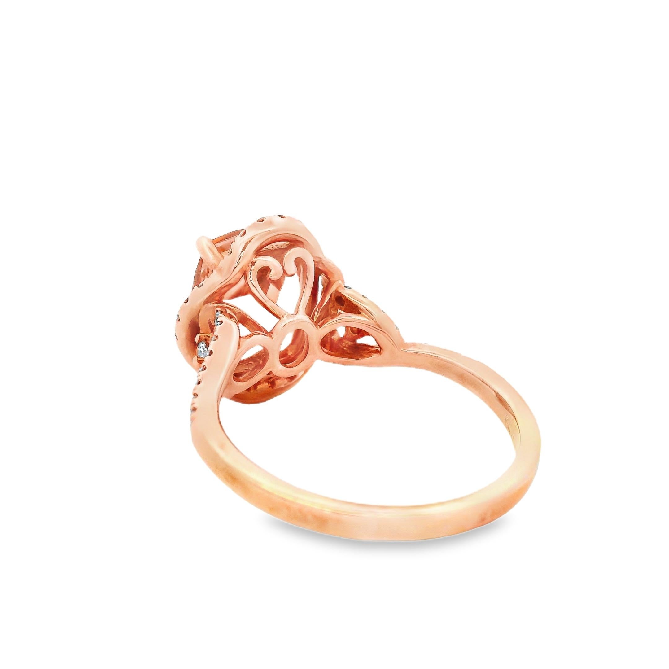 Cushion Morganit und Diamant Halo Ring in 14K Rose Gold Größe 7 im Zustand „Neu“ im Angebot in New York, NY