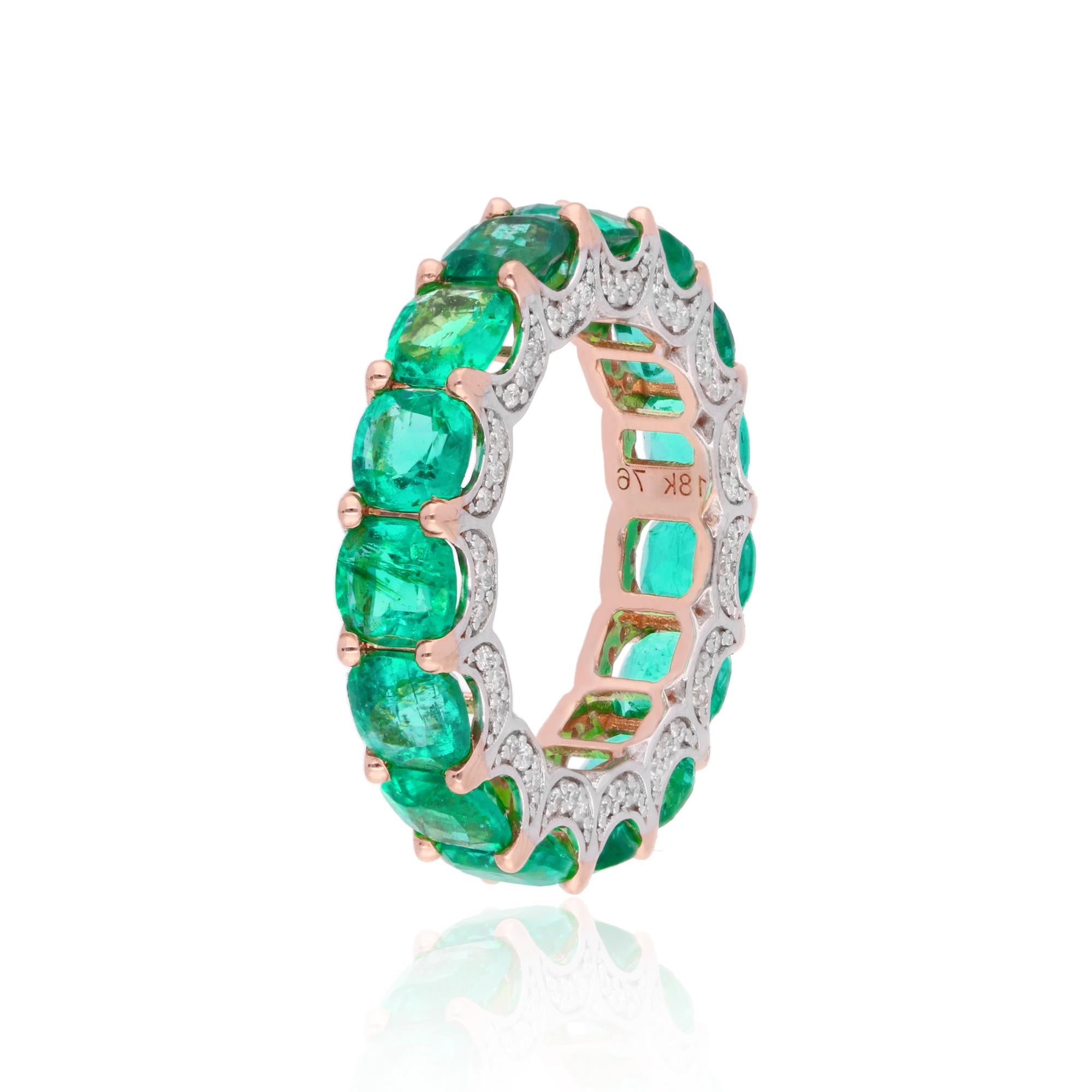 Women's Cushion Natural Emerald Gemstone Band Ring Pave Diamond 18k Rose Gold Jewelry For Sale