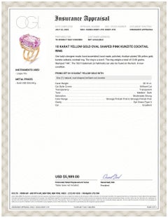 Anillo de cóctel de oro de dieciocho quilates con kunzita rosa ovalada de 28,20 quilates