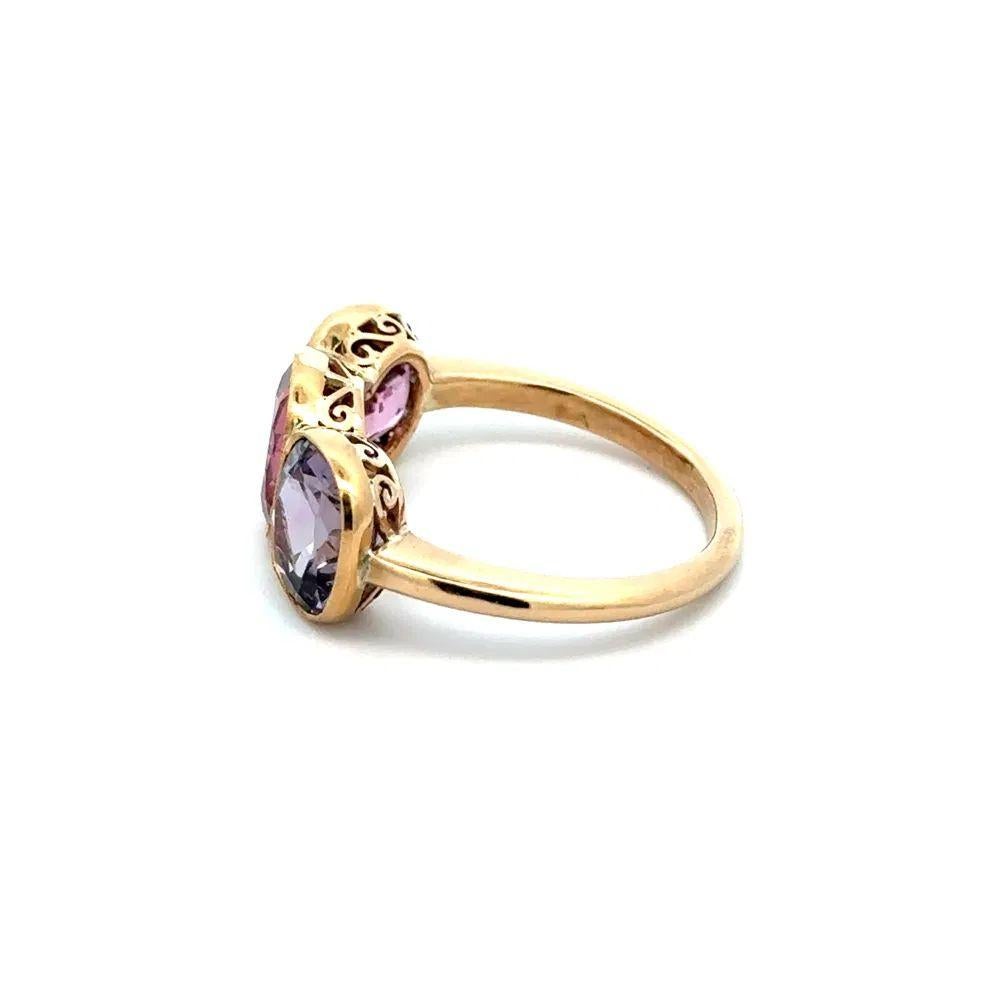 Donna Cuscino rosa pastello e viola NO HEAT Spinello GIA Anello con dichiarazione in oro a 3 pietre in vendita