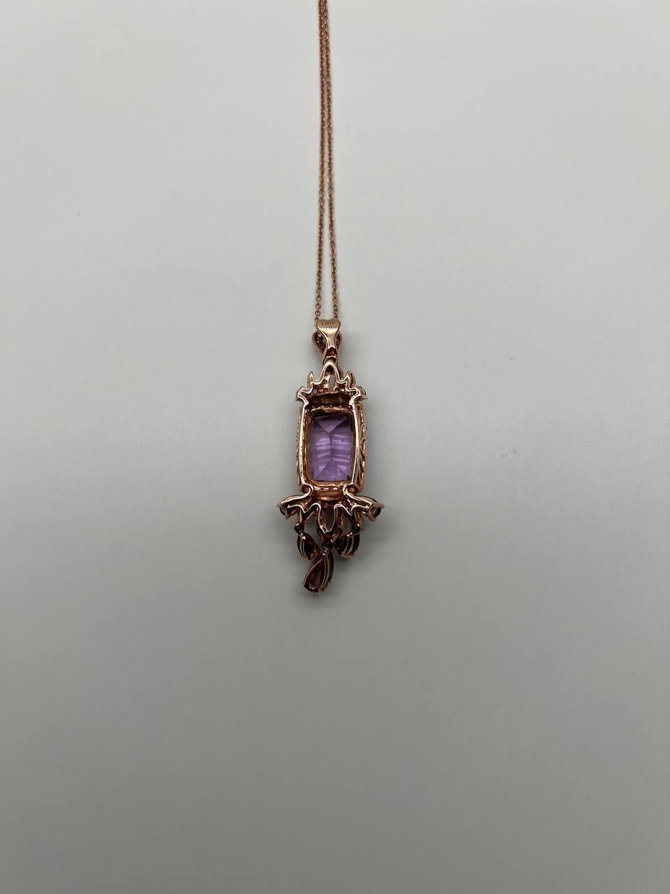 Collar Colgante Cojín Amatista Violeta Zafiro Rosa Diamantes Halo Oro Rosa en venta 3