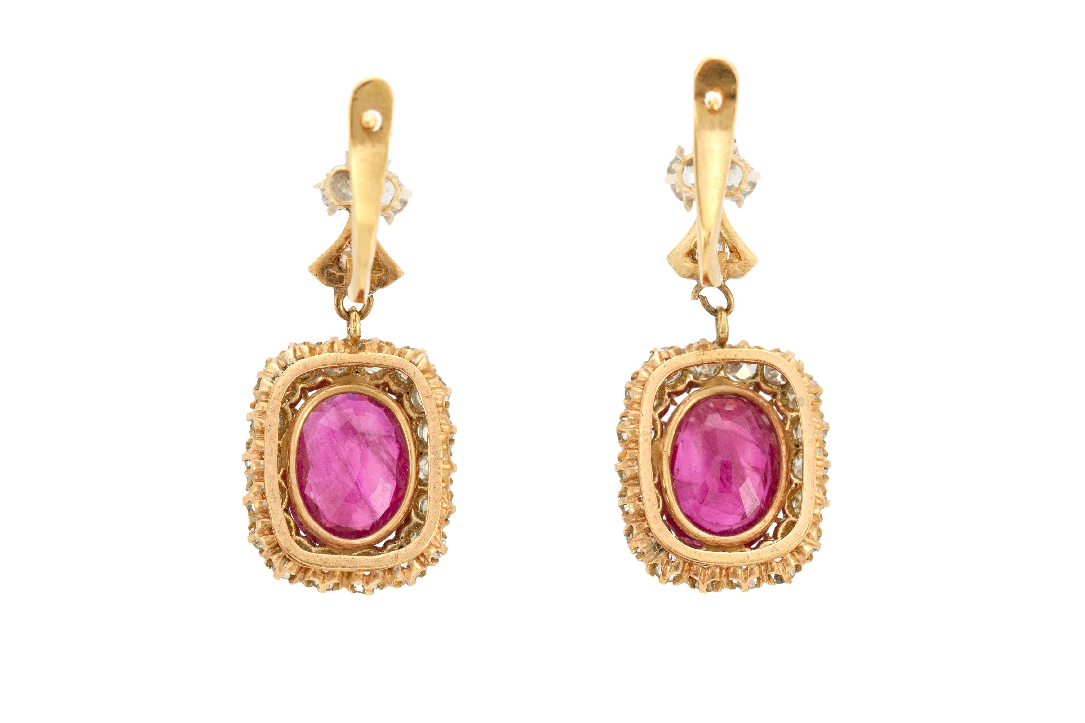6.19 Carat Cushion Rubies with Diamonds Drop Earrings In Excellent Condition For Sale In New York, NY