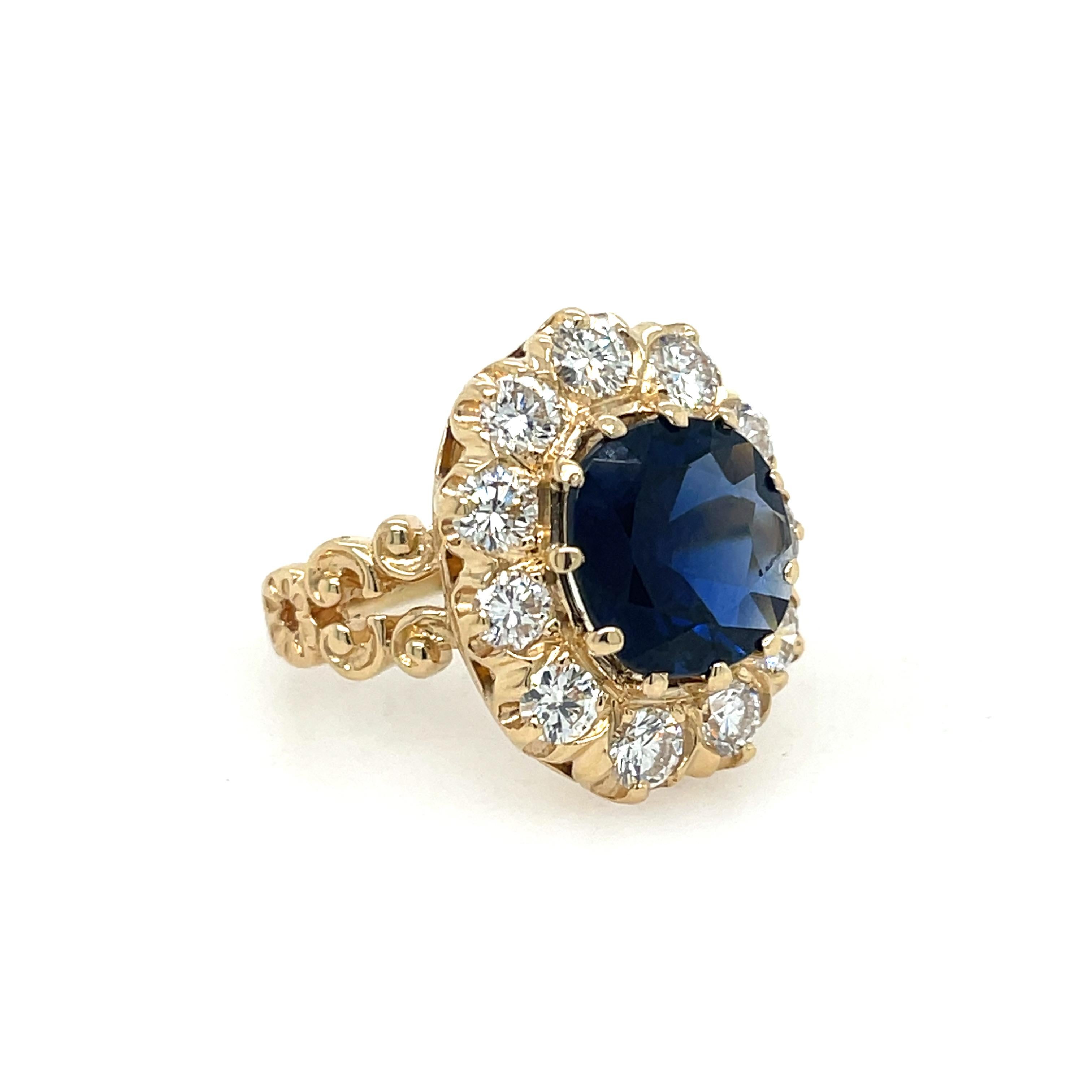 Contemporary Cushion Sapphire '3.96ct' and Diamond Yellow Gold Ring For Sale