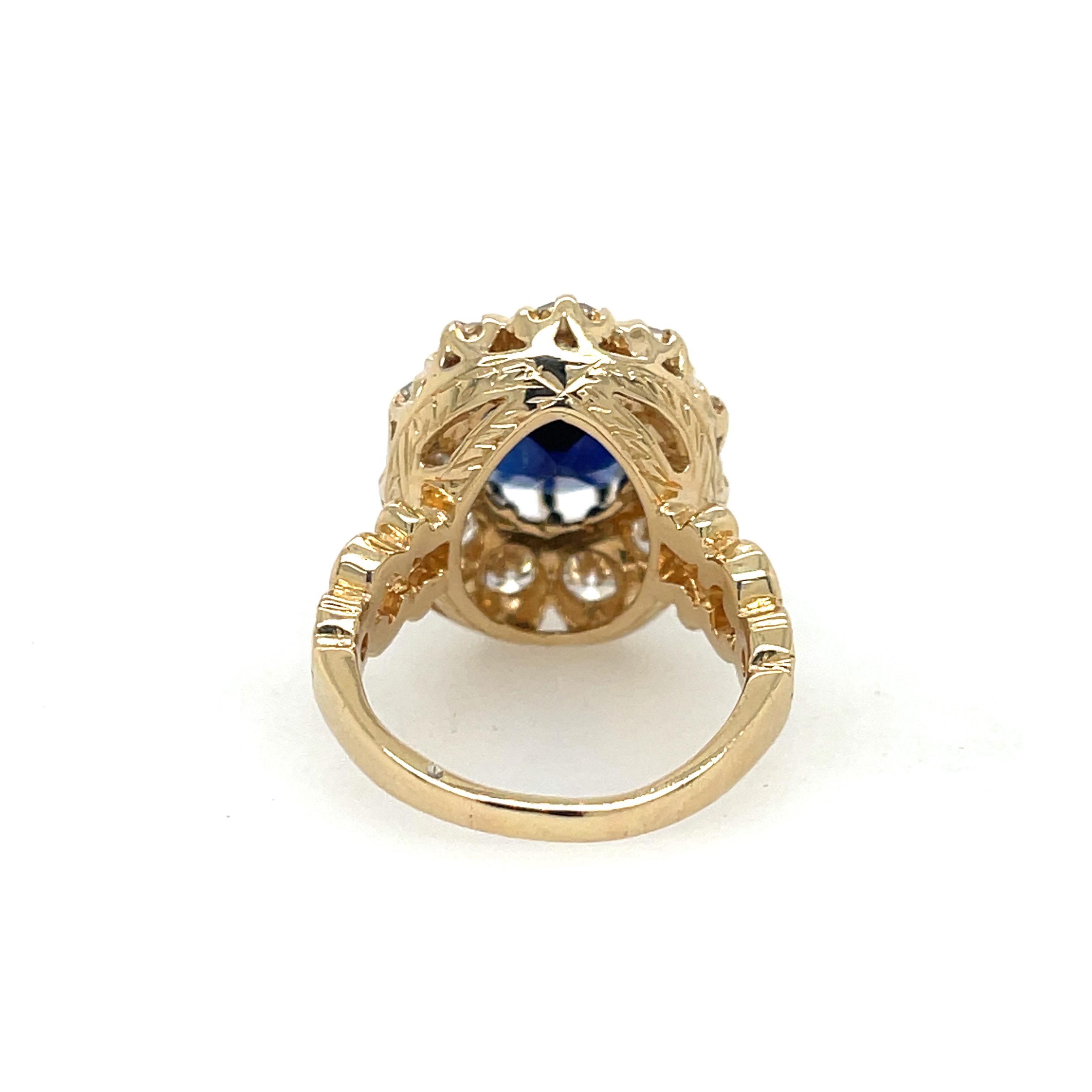 Cushion Cut Cushion Sapphire '3.96ct' and Diamond Yellow Gold Ring For Sale