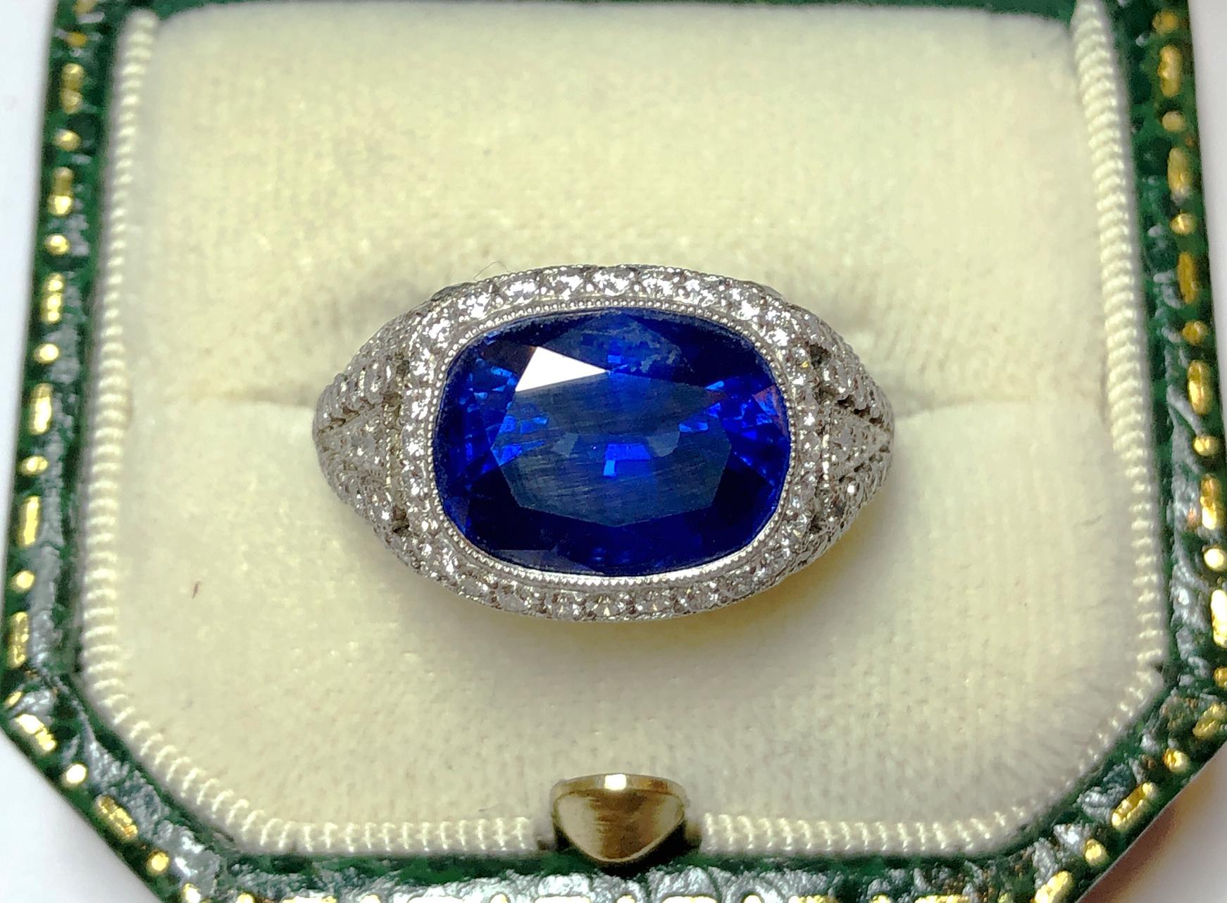 Cushion Sapphire 8.64 Carat and Diamond Platinum Ring For Sale 3