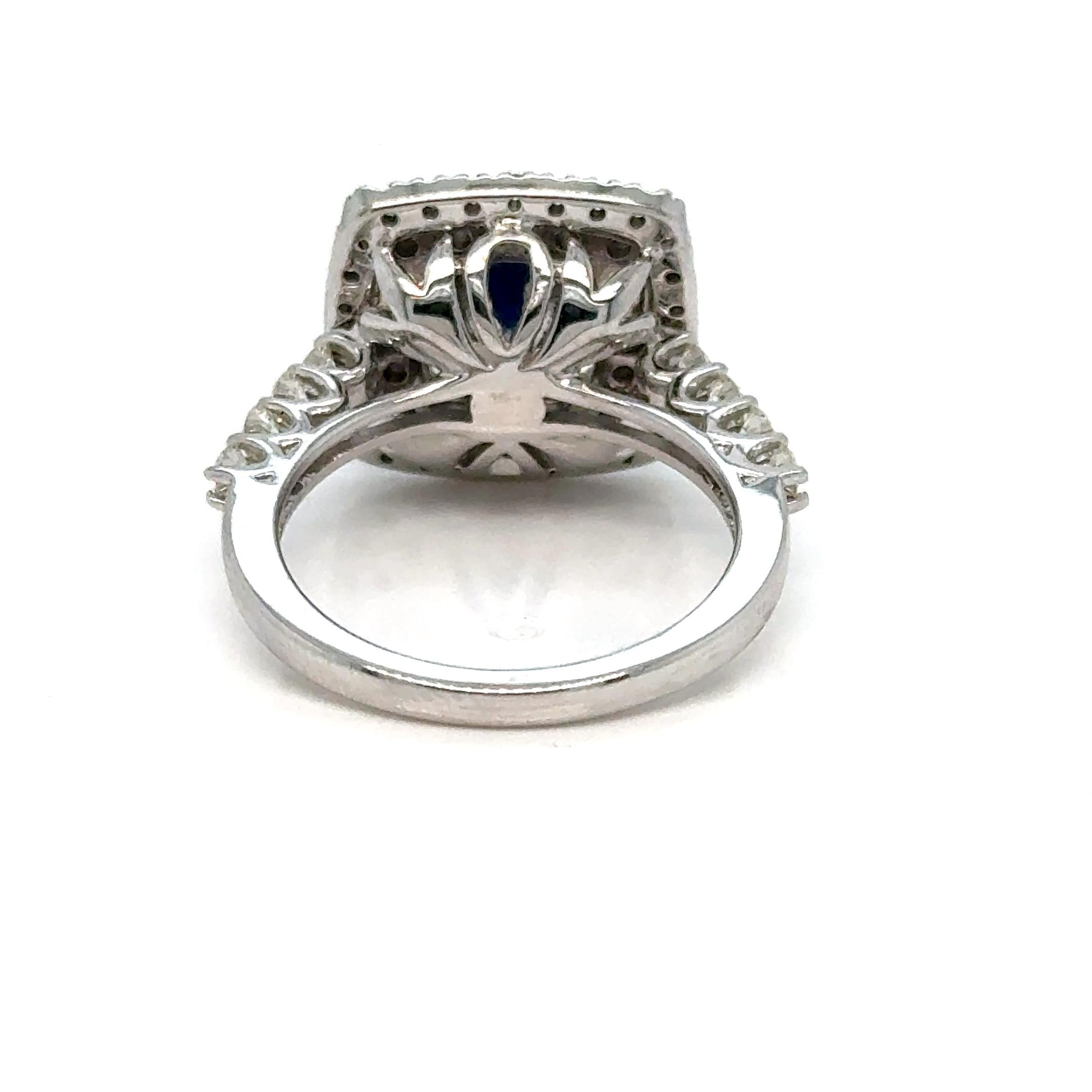 Cushion Cut Cushion sapphire with Diamond 14KW GOLD RING For Sale