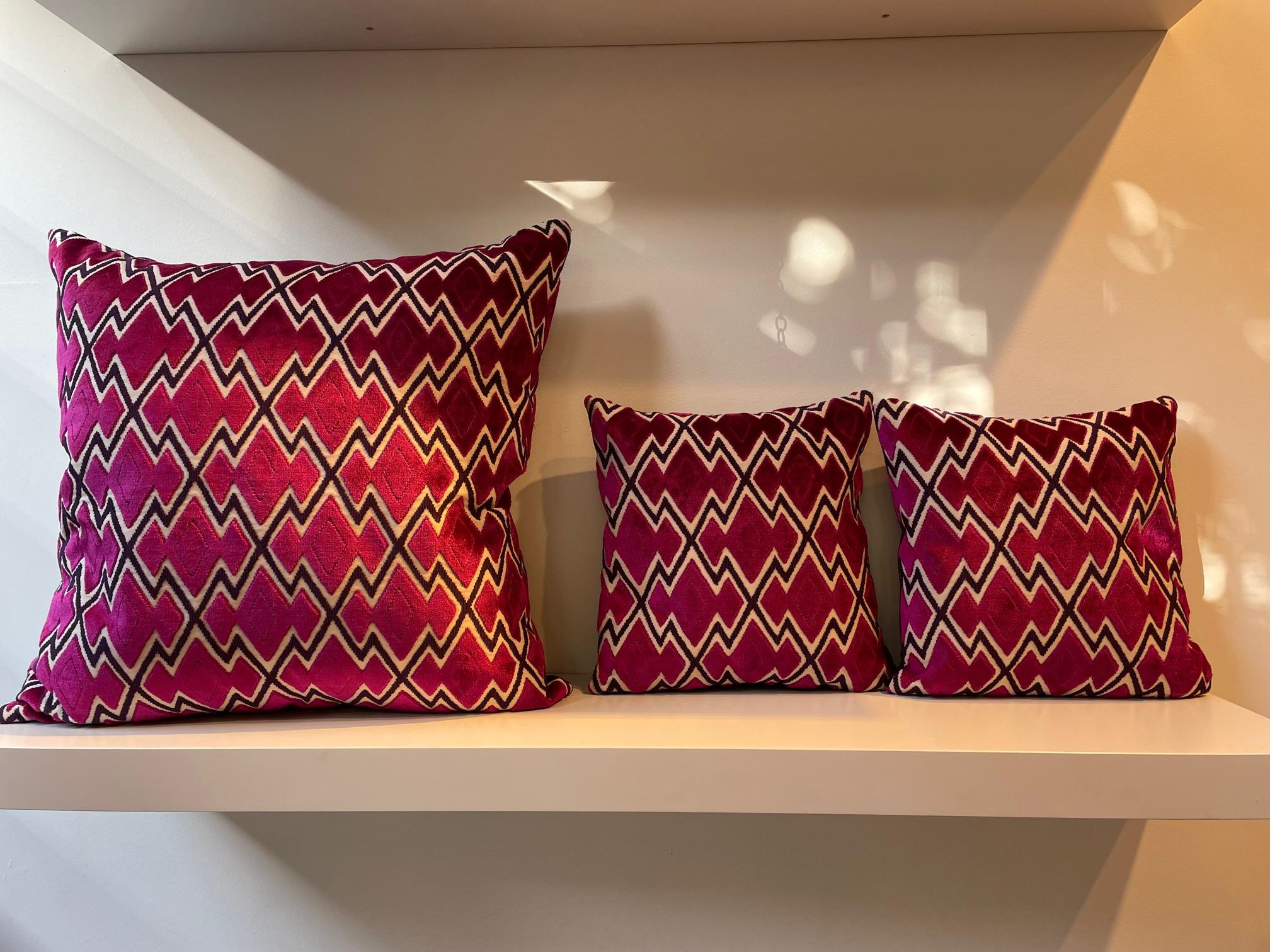 Modern Cushion Set in Dedar Velvet Color Fuchsia and Dark Aubergine For Sale