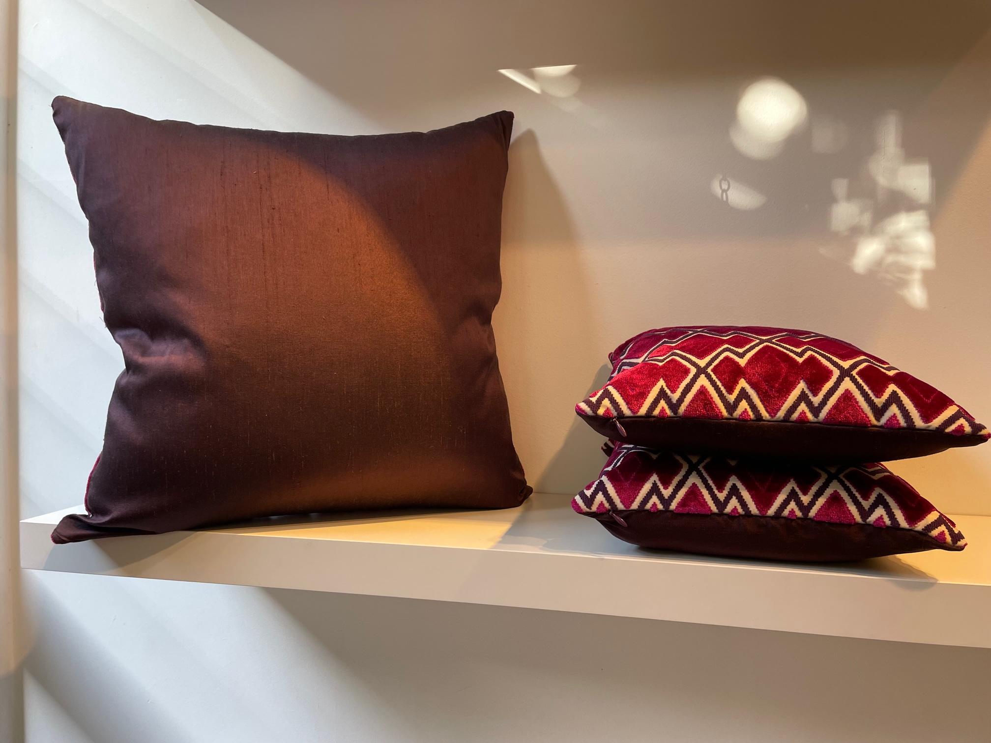 Woven Cushion Set in Dedar Velvet Color Fuchsia and Dark Aubergine For Sale