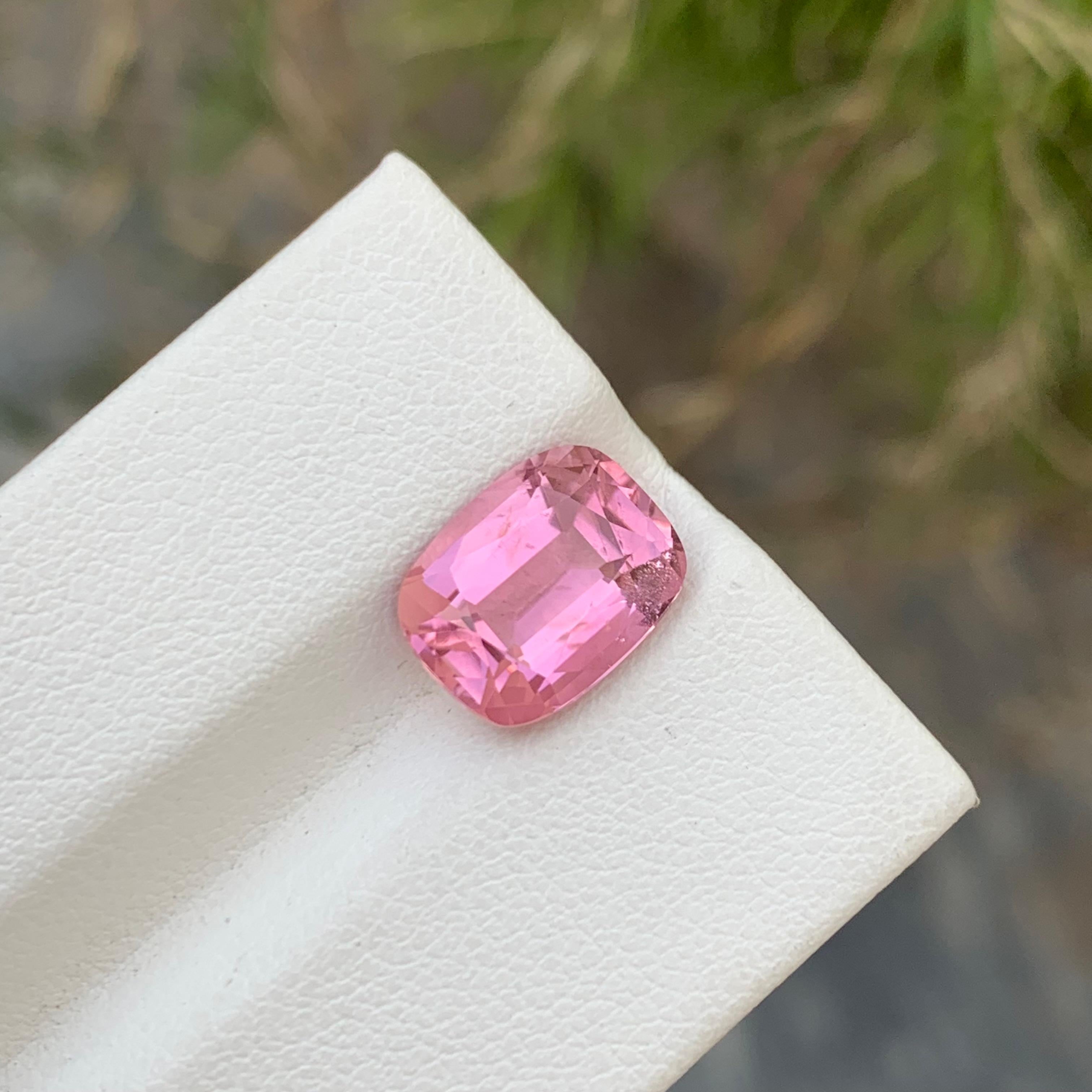Cushion Shape 3.90 Carats Natural Loose Soft Pink Tourmaline Gem For Ring  For Sale 1
