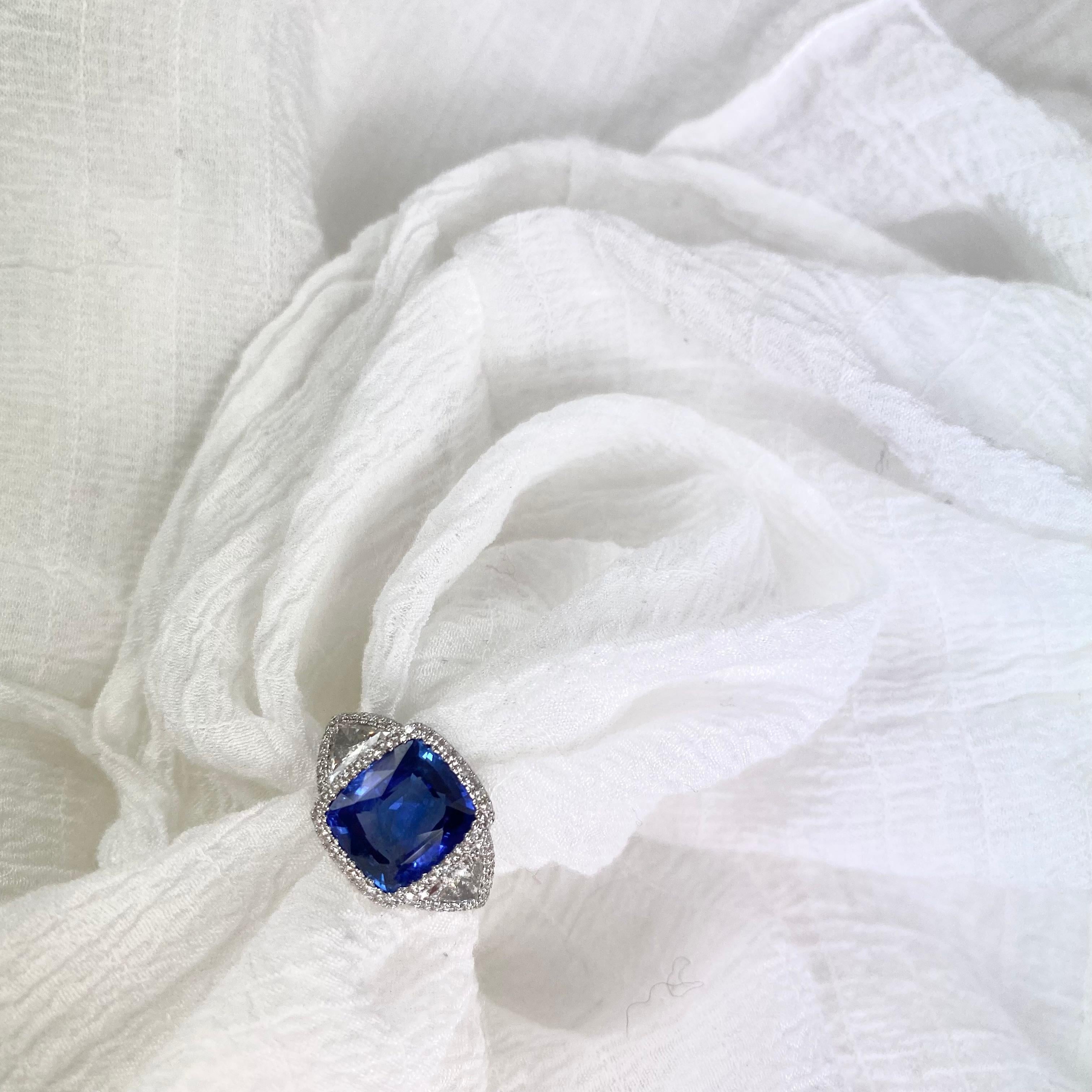 Cushion Cut Cushion Shape 6.50 Carats Deep Blue Ceylon Sapphire and Diamond Ring For Sale